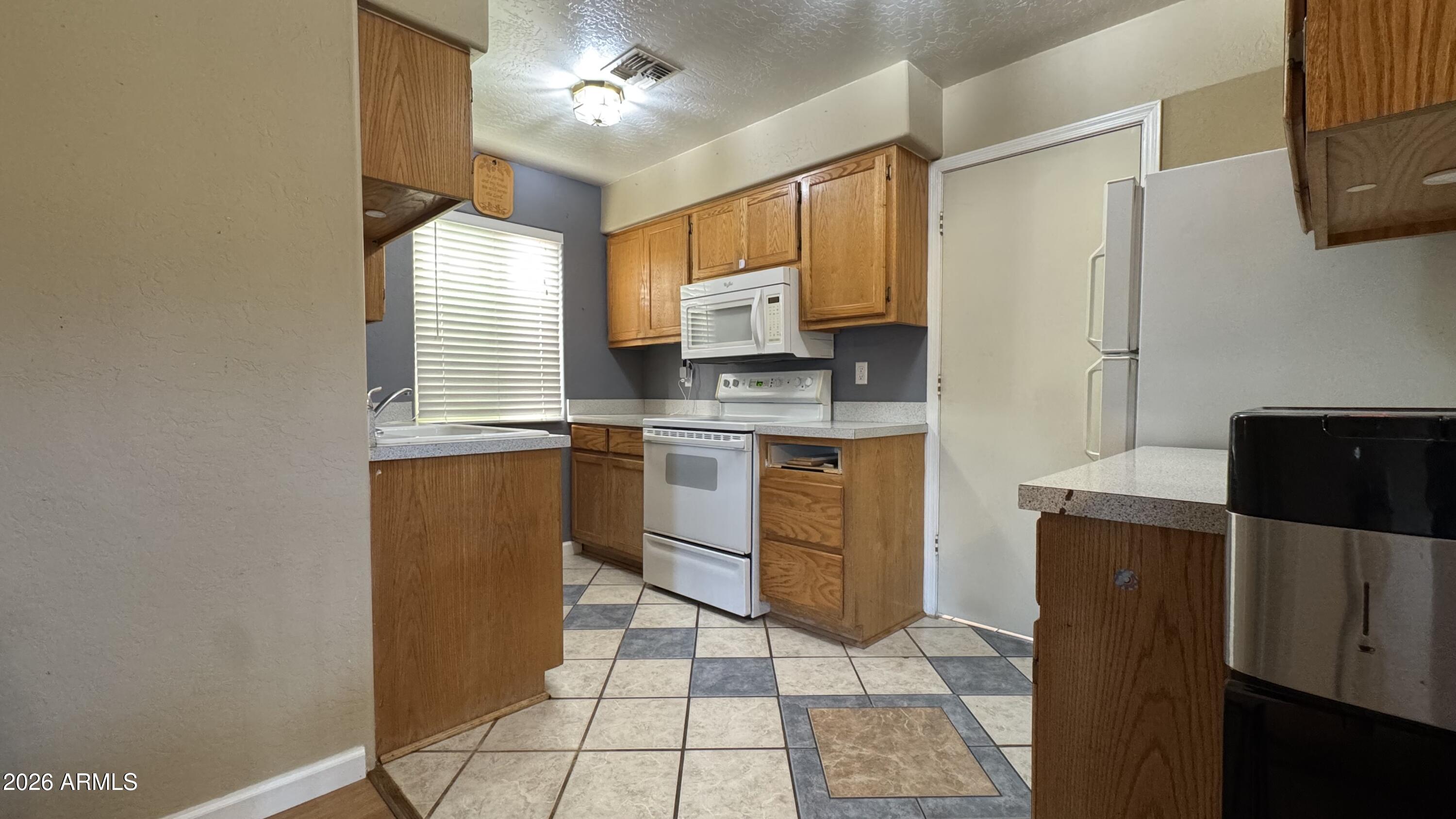 NORTHGROVE - Residential