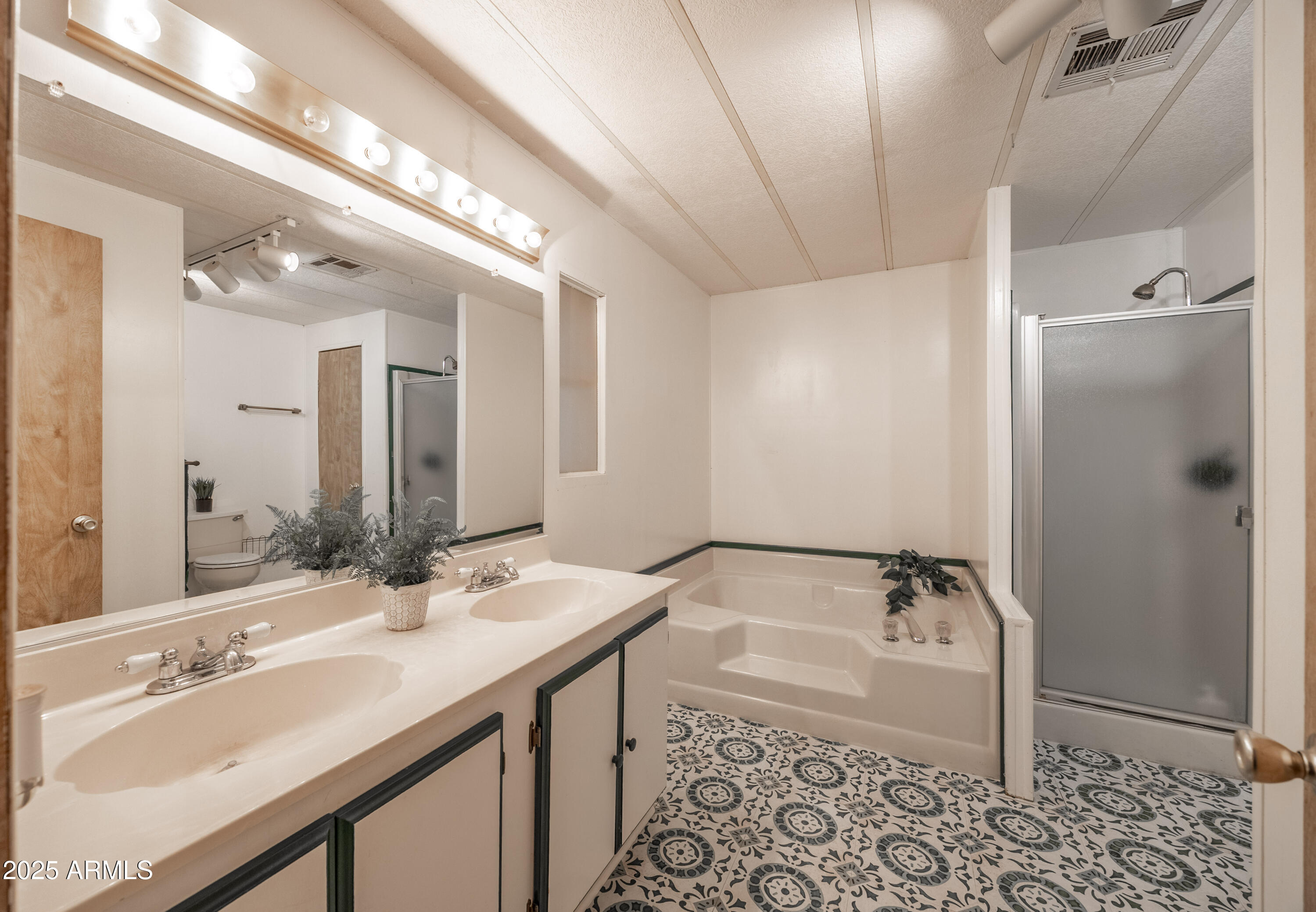 Forest Lakes Estates - Residential