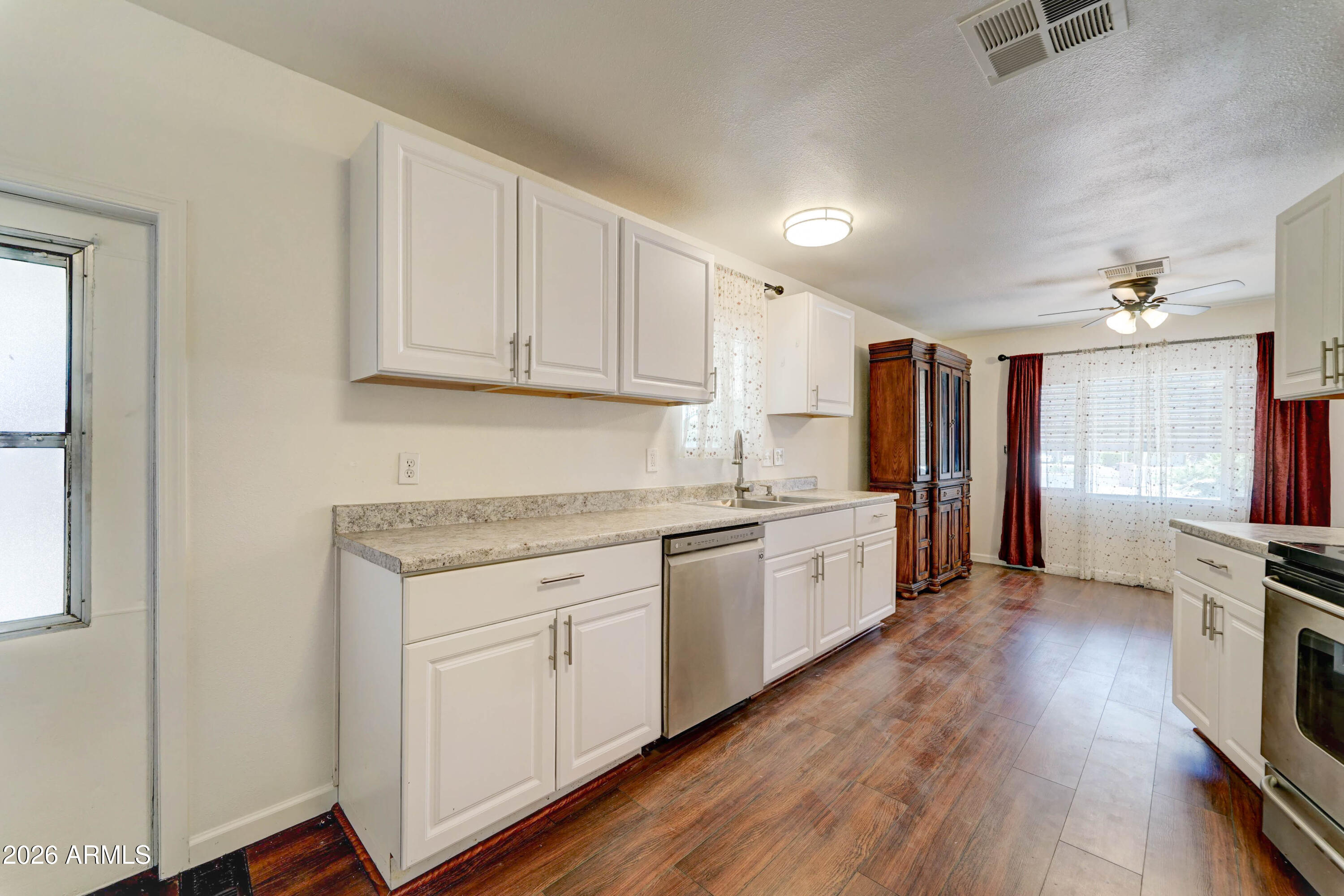 PALM LAKES VILLAGE UNIT 3 - Residential