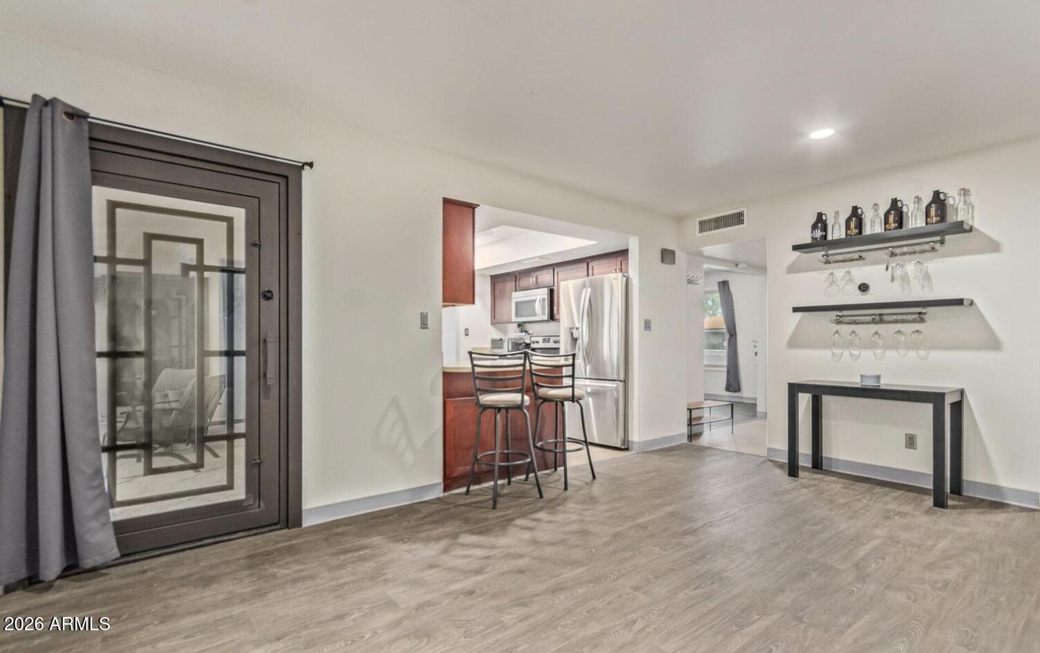 TEMPE ROYAL PALMS UNIT 6 - Residential Lease