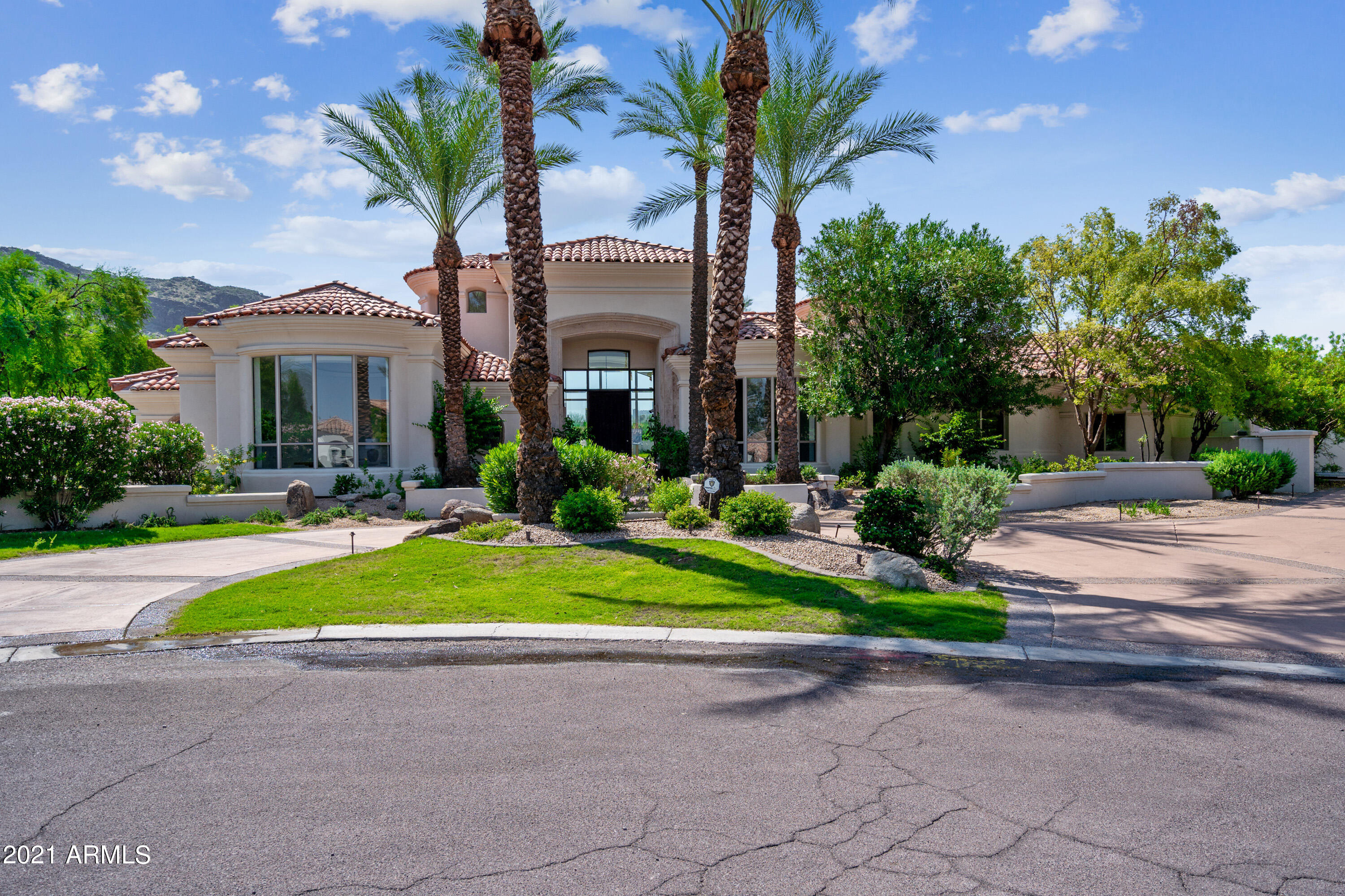 CANYON HORIZONS - Residential
