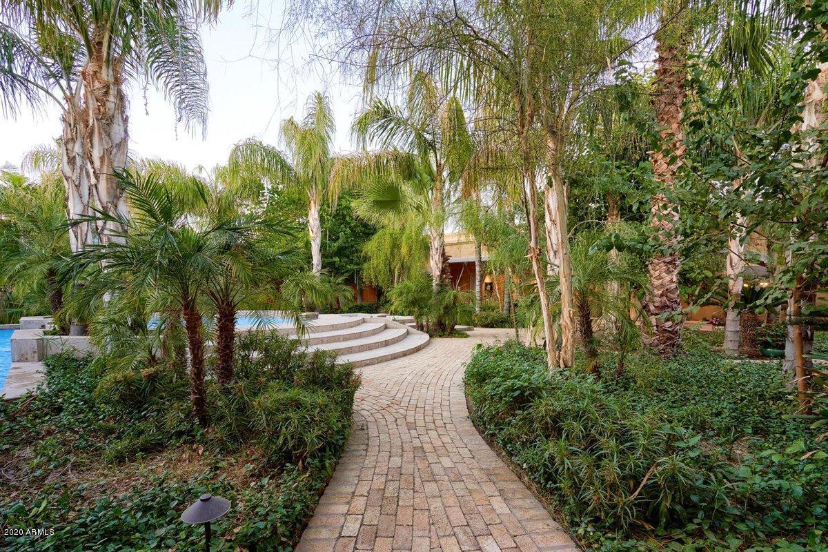 WEST BARTLETT ESTATES LOT 1-8 - Residential