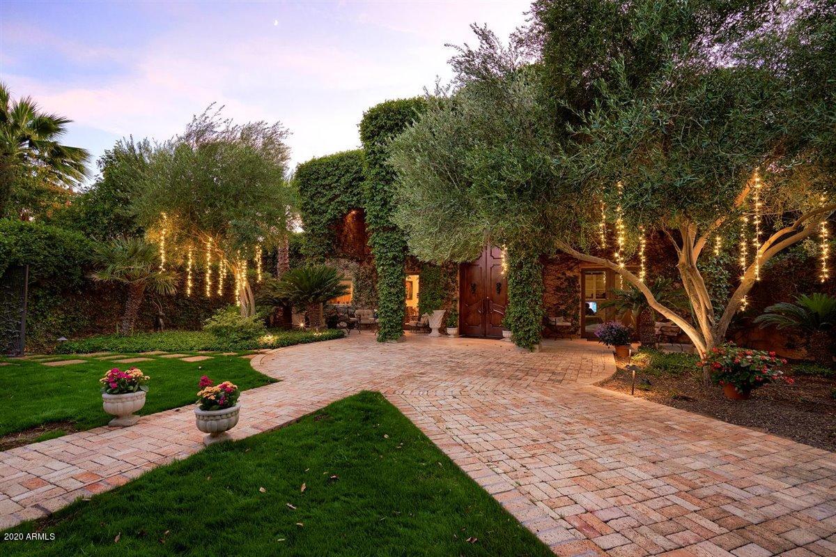 WEST BARTLETT ESTATES LOT 1-8 - Residential