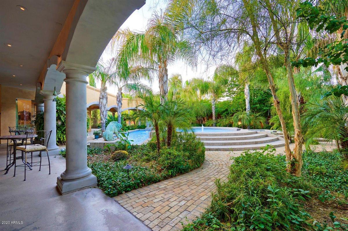 WEST BARTLETT ESTATES LOT 1-8 - Residential