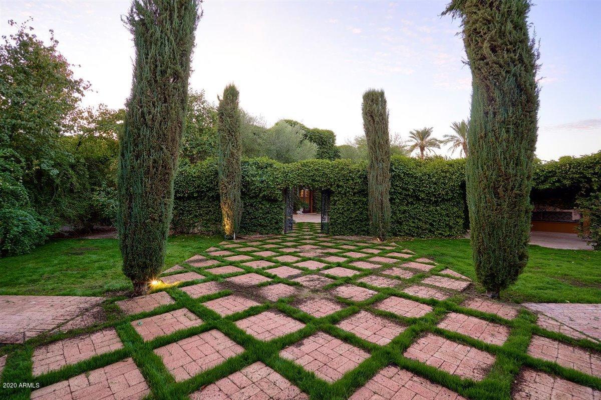 WEST BARTLETT ESTATES LOT 1-8 - Residential