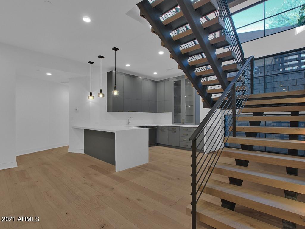 THE VILLAGE AT MOUNTAIN SHADOWS - Residential