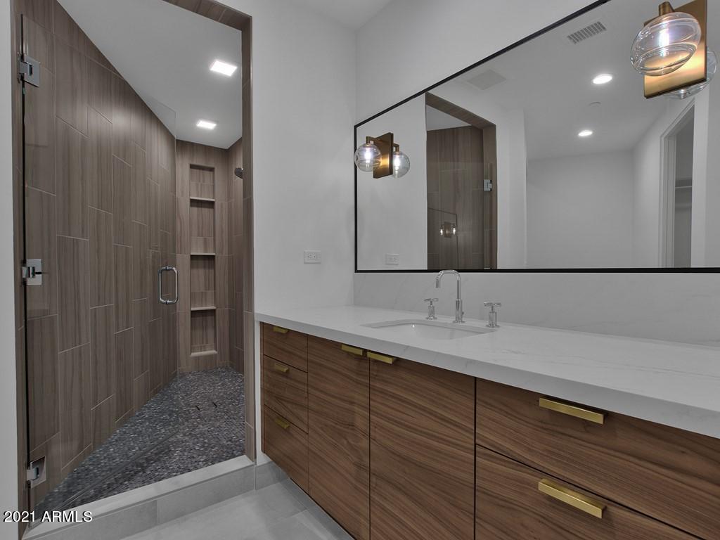 THE VILLAGE AT MOUNTAIN SHADOWS - Residential