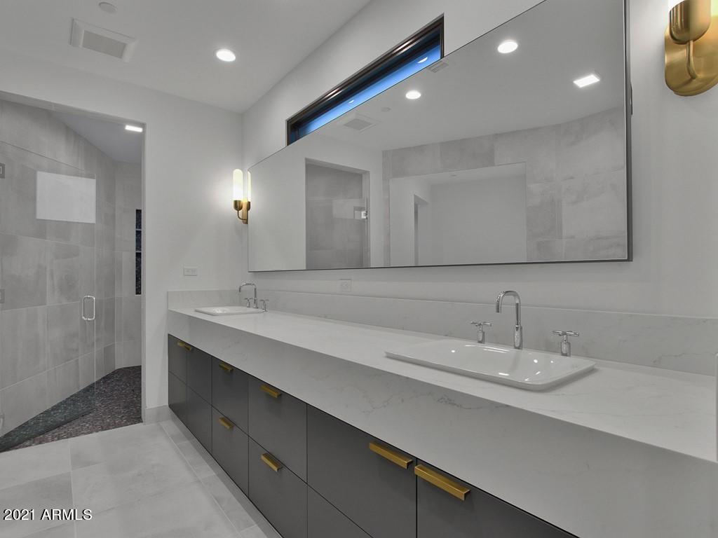 THE VILLAGE AT MOUNTAIN SHADOWS - Residential