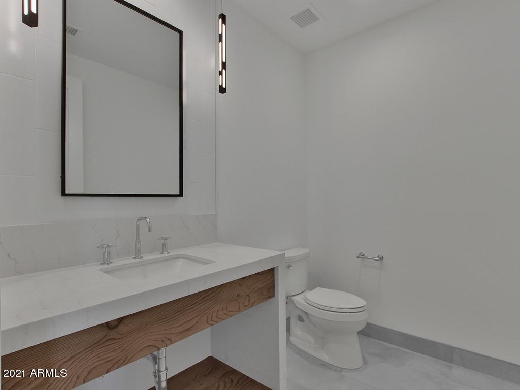THE VILLAGE AT MOUNTAIN SHADOWS - Residential