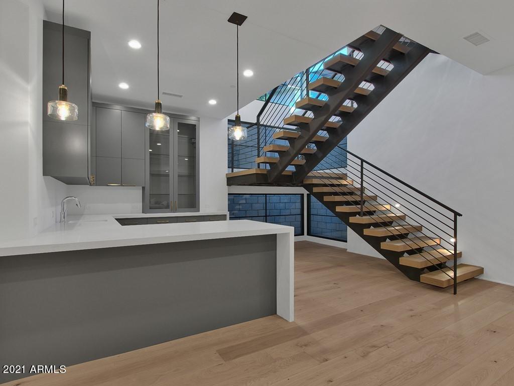 THE VILLAGE AT MOUNTAIN SHADOWS - Residential