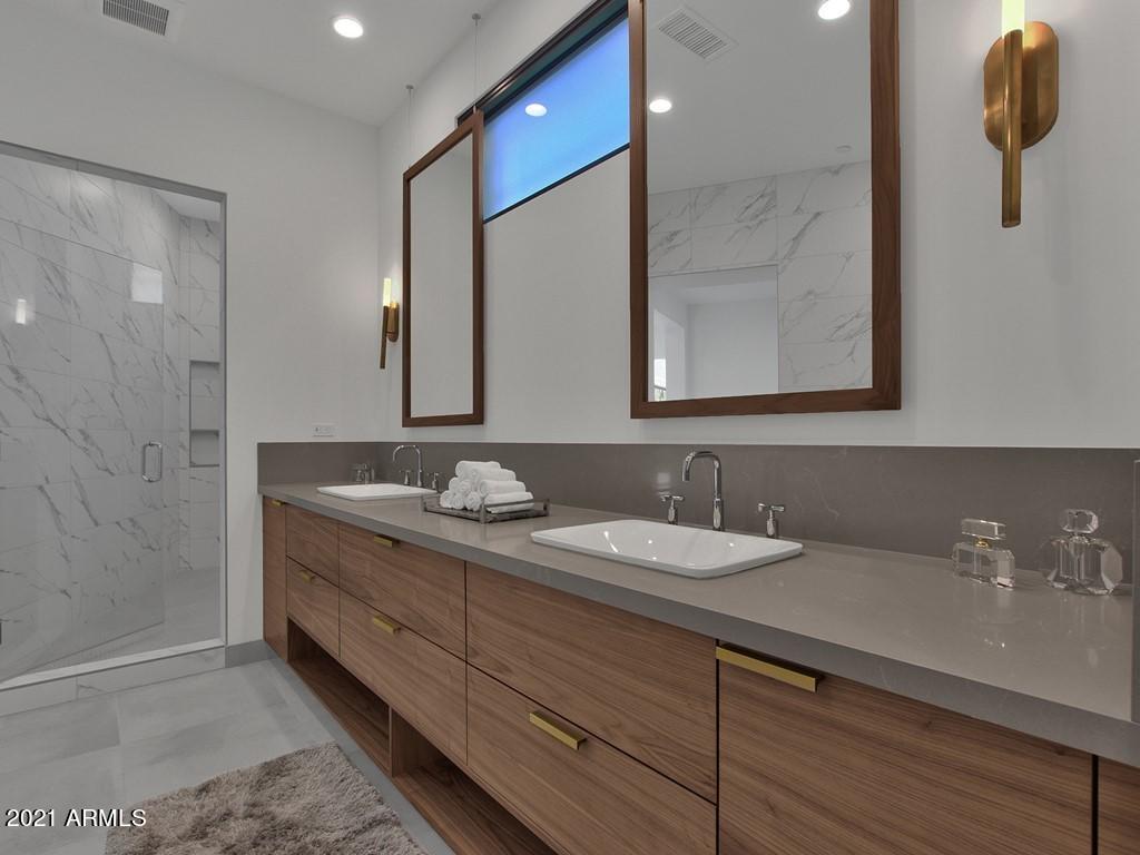 THE VILLAGE AT MOUNTAIN SHADOWS - Residential