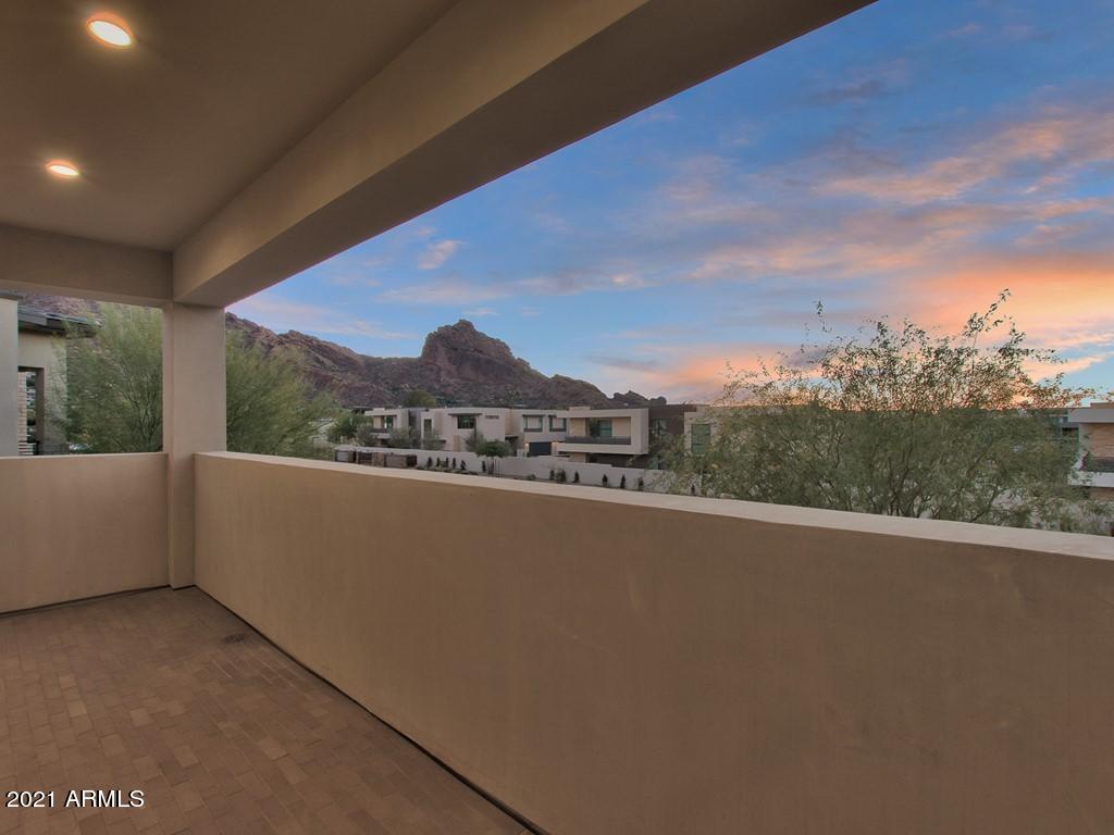 THE VILLAGE AT MOUNTAIN SHADOWS - Residential