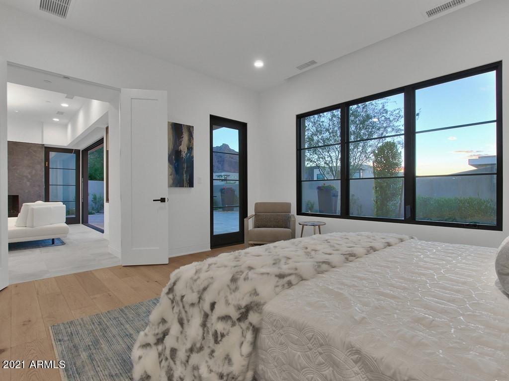 THE VILLAGE AT MOUNTAIN SHADOWS - Residential
