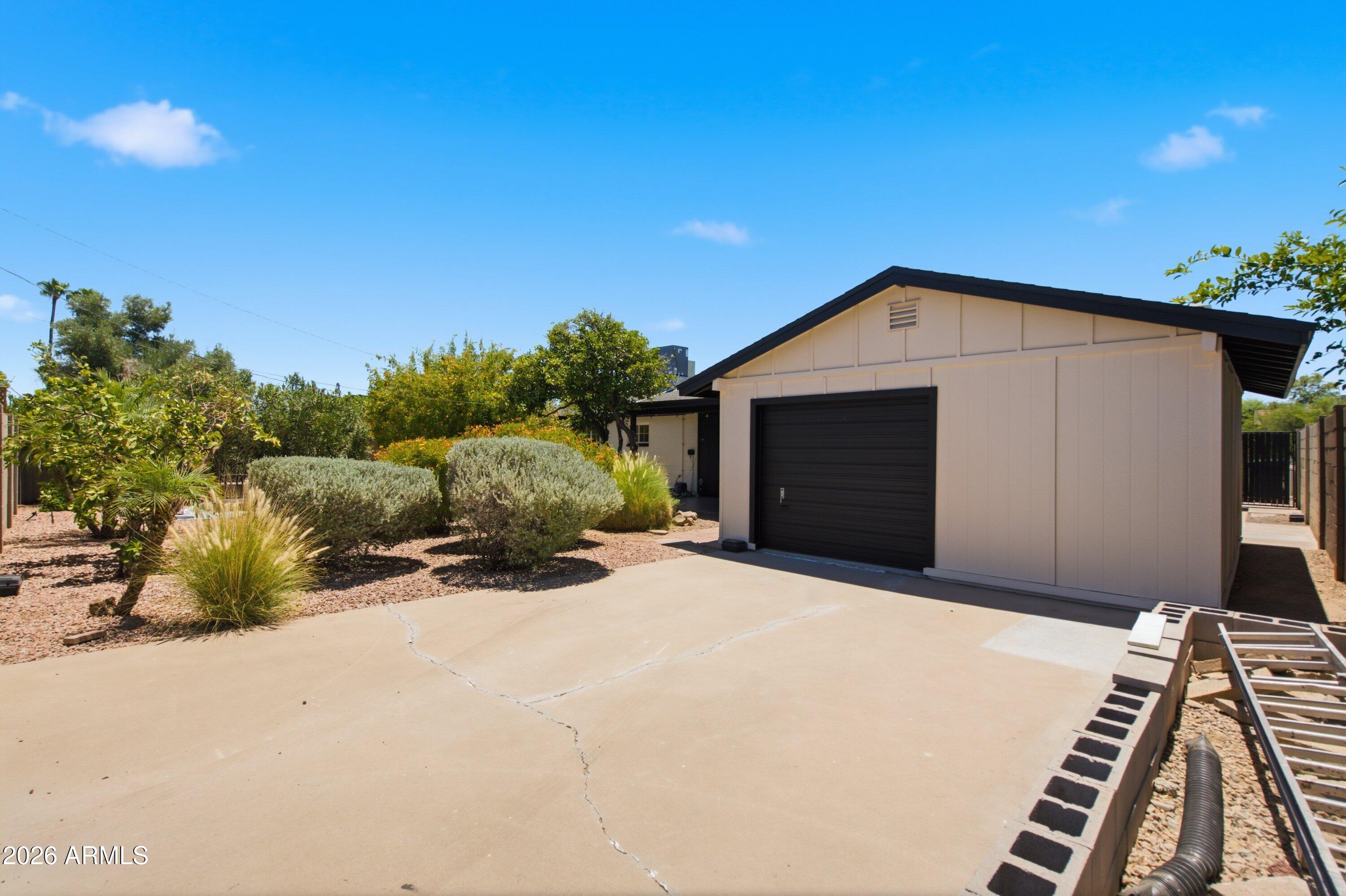 PAPAGO PARKWAY 6 - Residential
