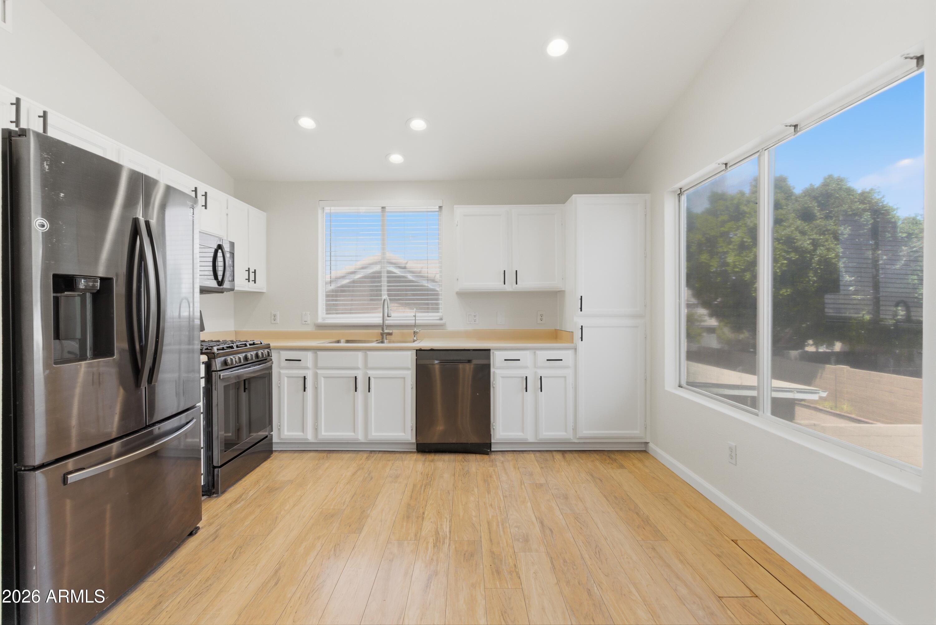 KAUFMAN AND BROAD AT COOPER RANCH - Residential