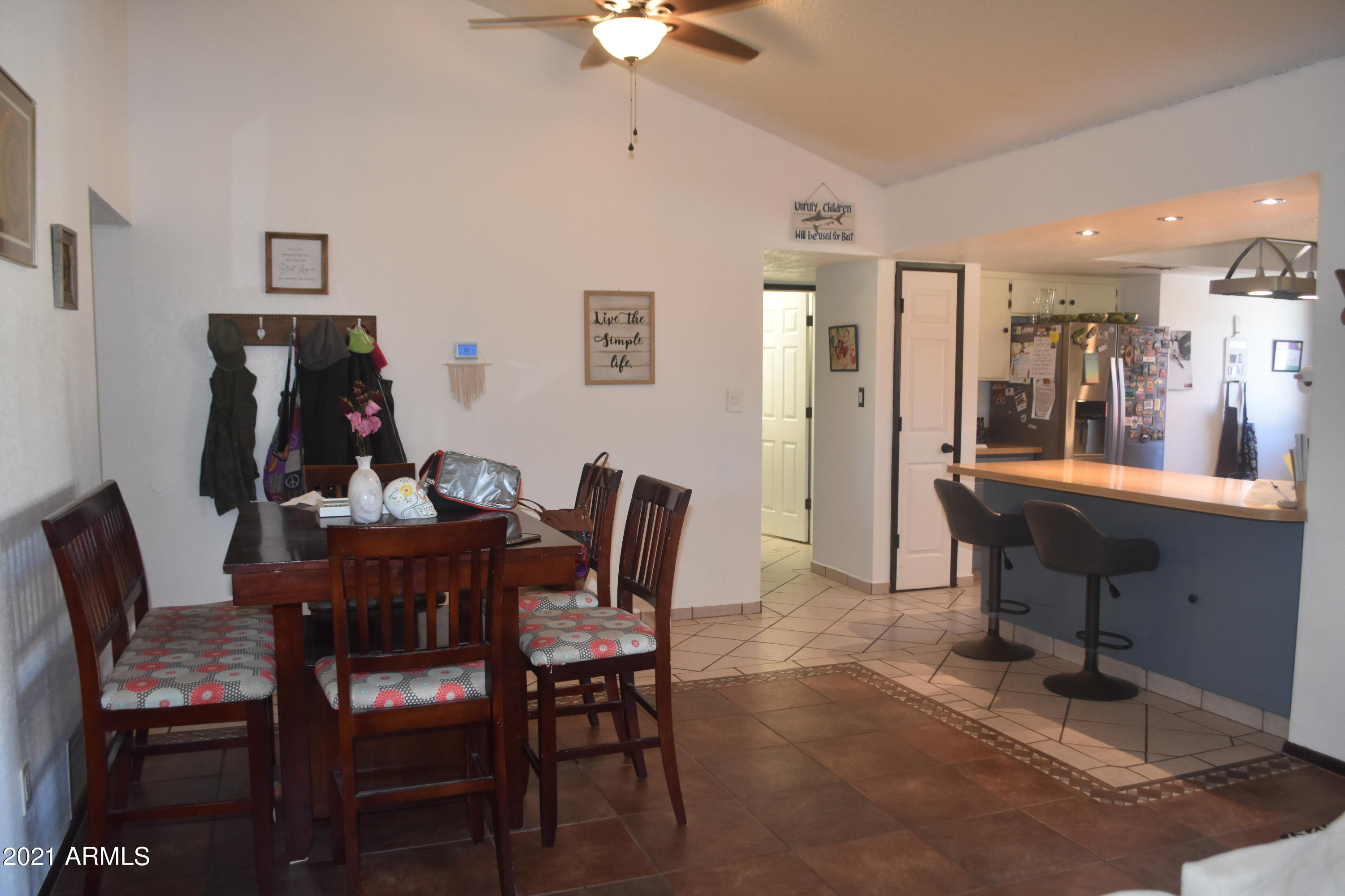 TOWN & COUNTRY ESTATES UNIT 6 - Residential