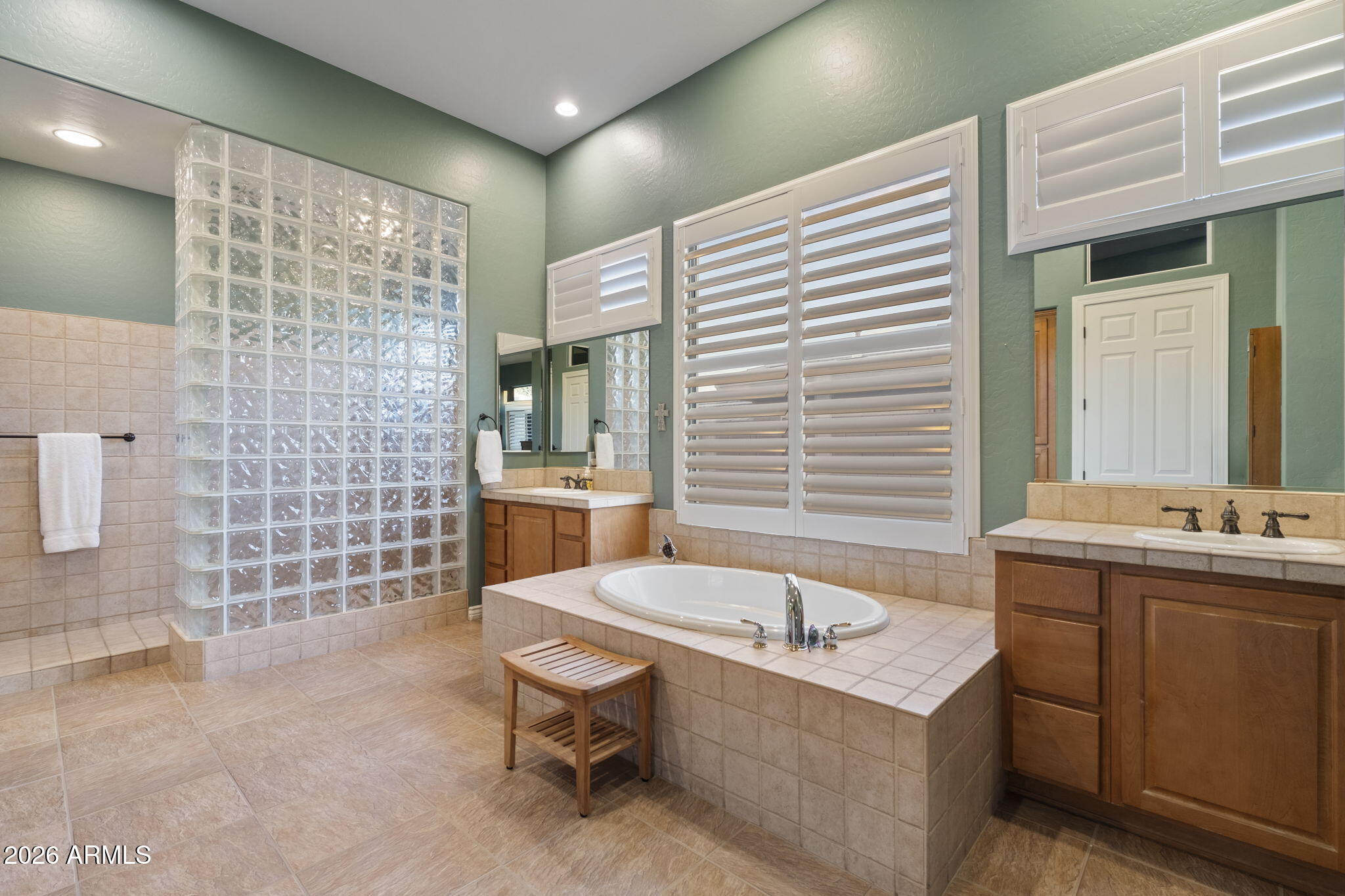 ANTHEM COUNTRY CLUB UNIT 17 PINION HILLS - Residential