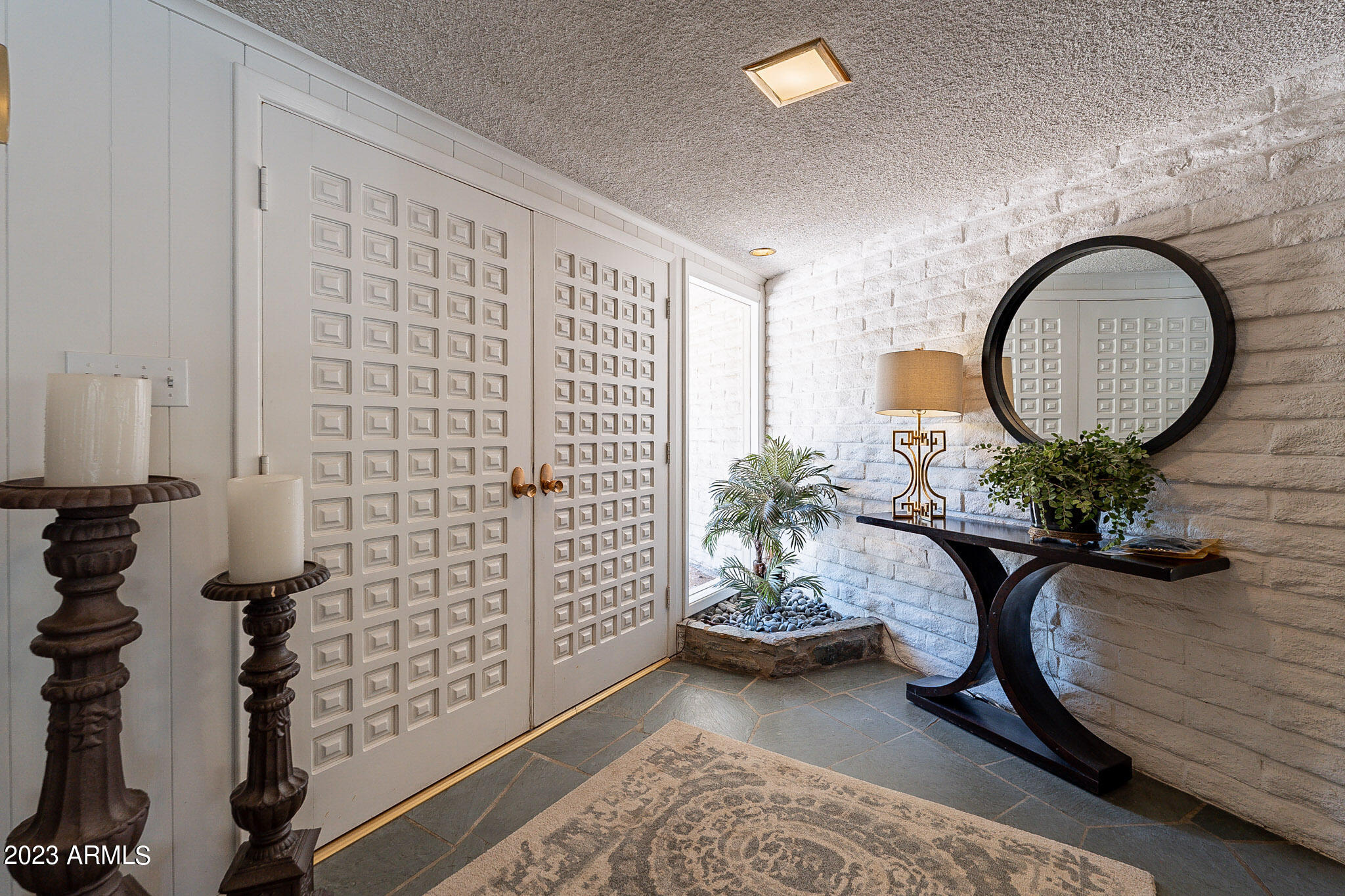 TILYOU RANCHITO - Residential