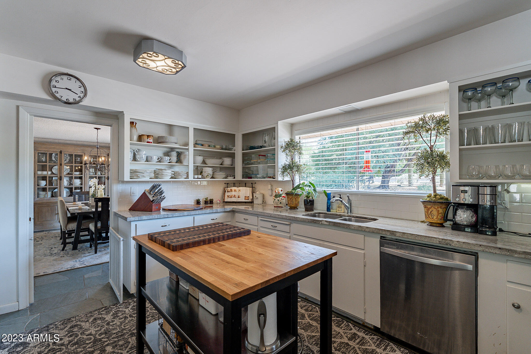 TILYOU RANCHITO - Residential