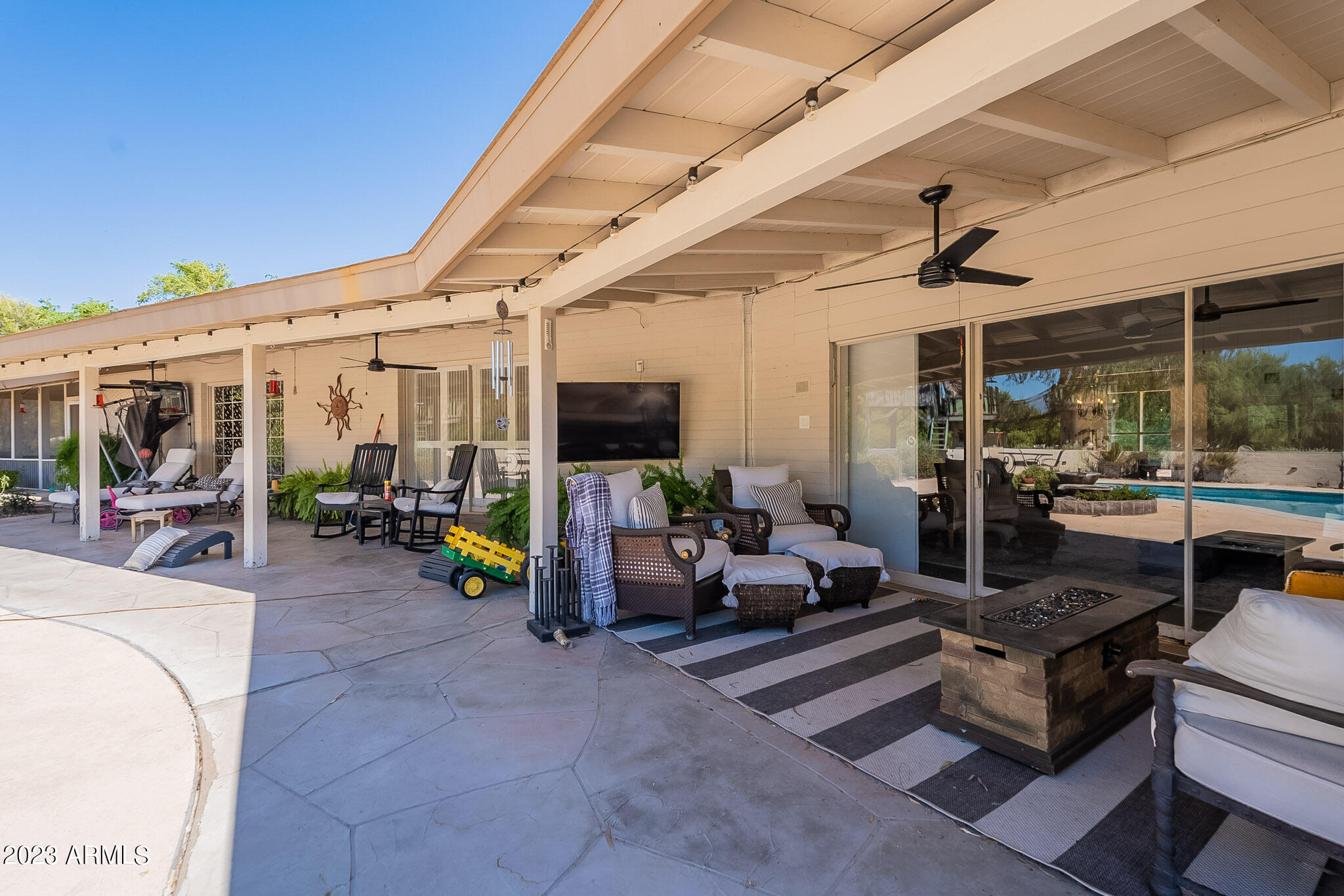 TILYOU RANCHITO - Residential