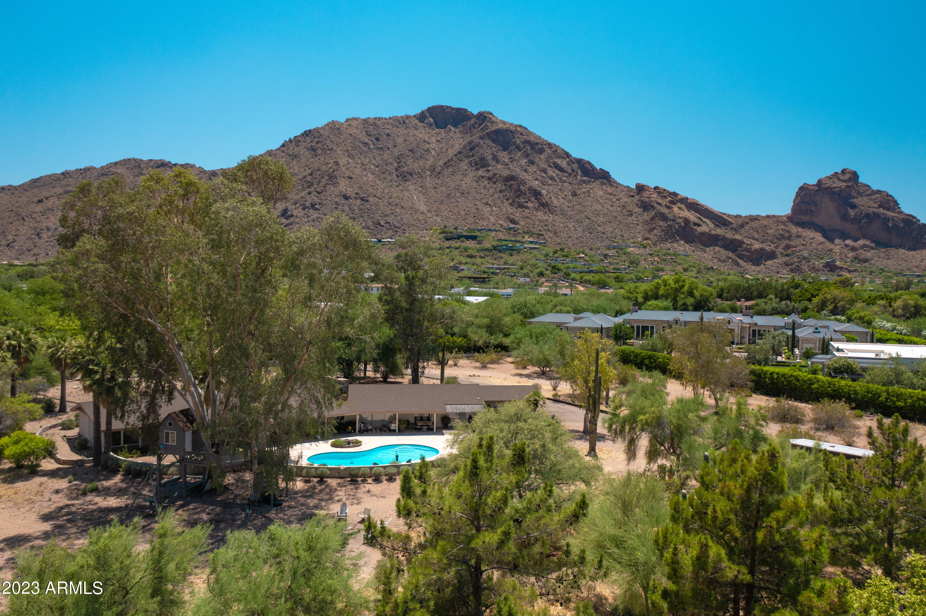 TILYOU RANCHITO - Residential