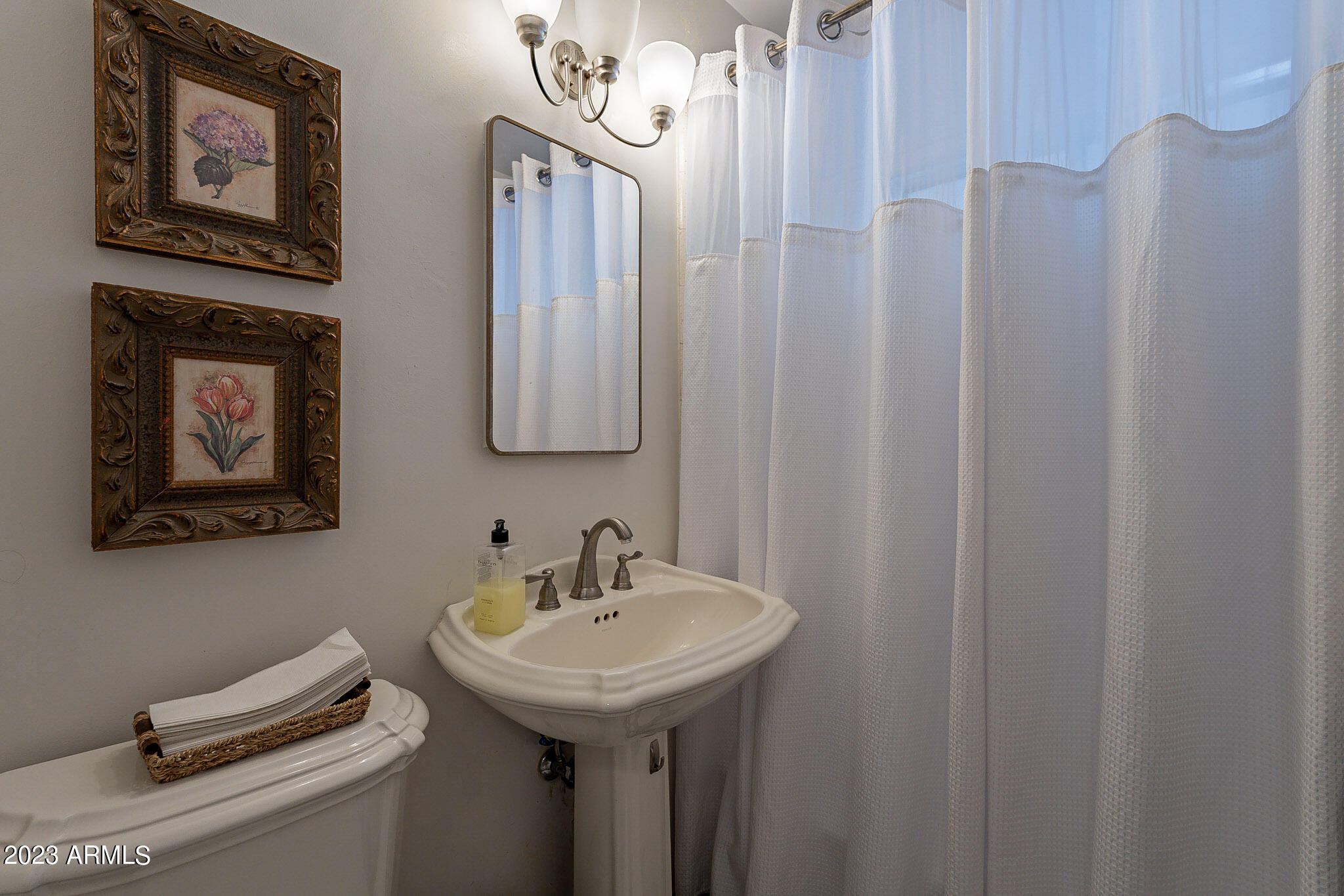 TILYOU RANCHITO - Residential