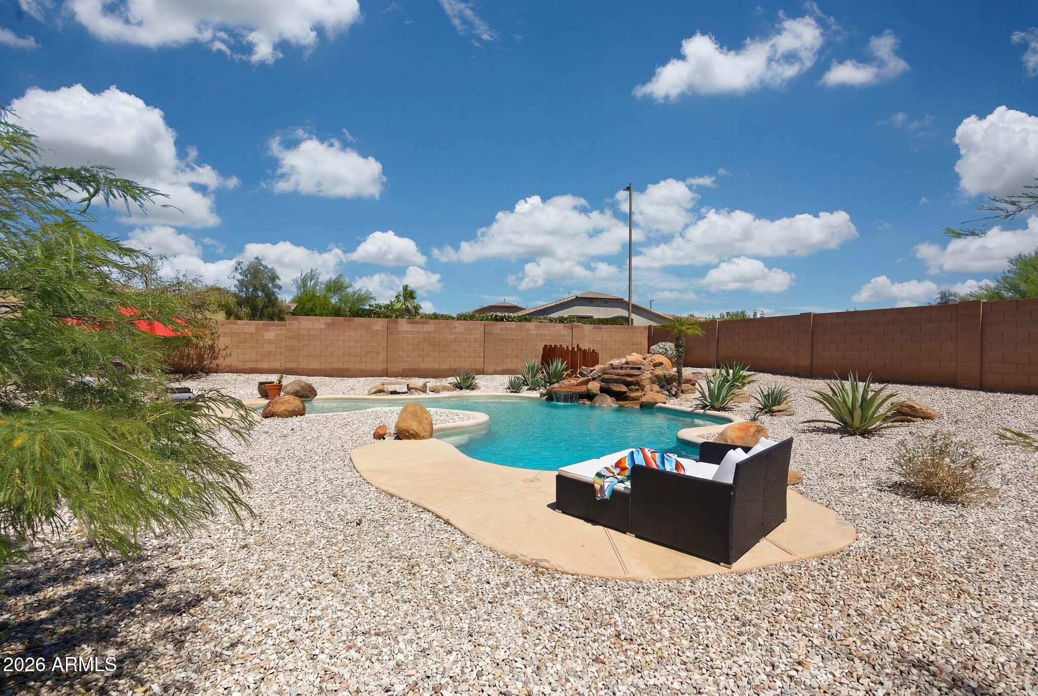 SUNCHASE AT ESTRELLA PARCEL NO 33 - Residential