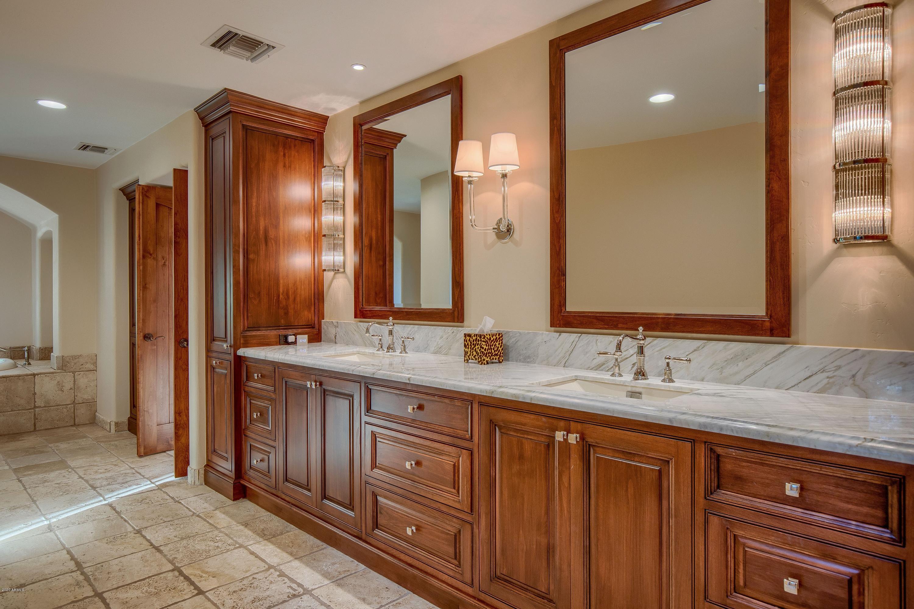 Paradise Valley Estates - Residential