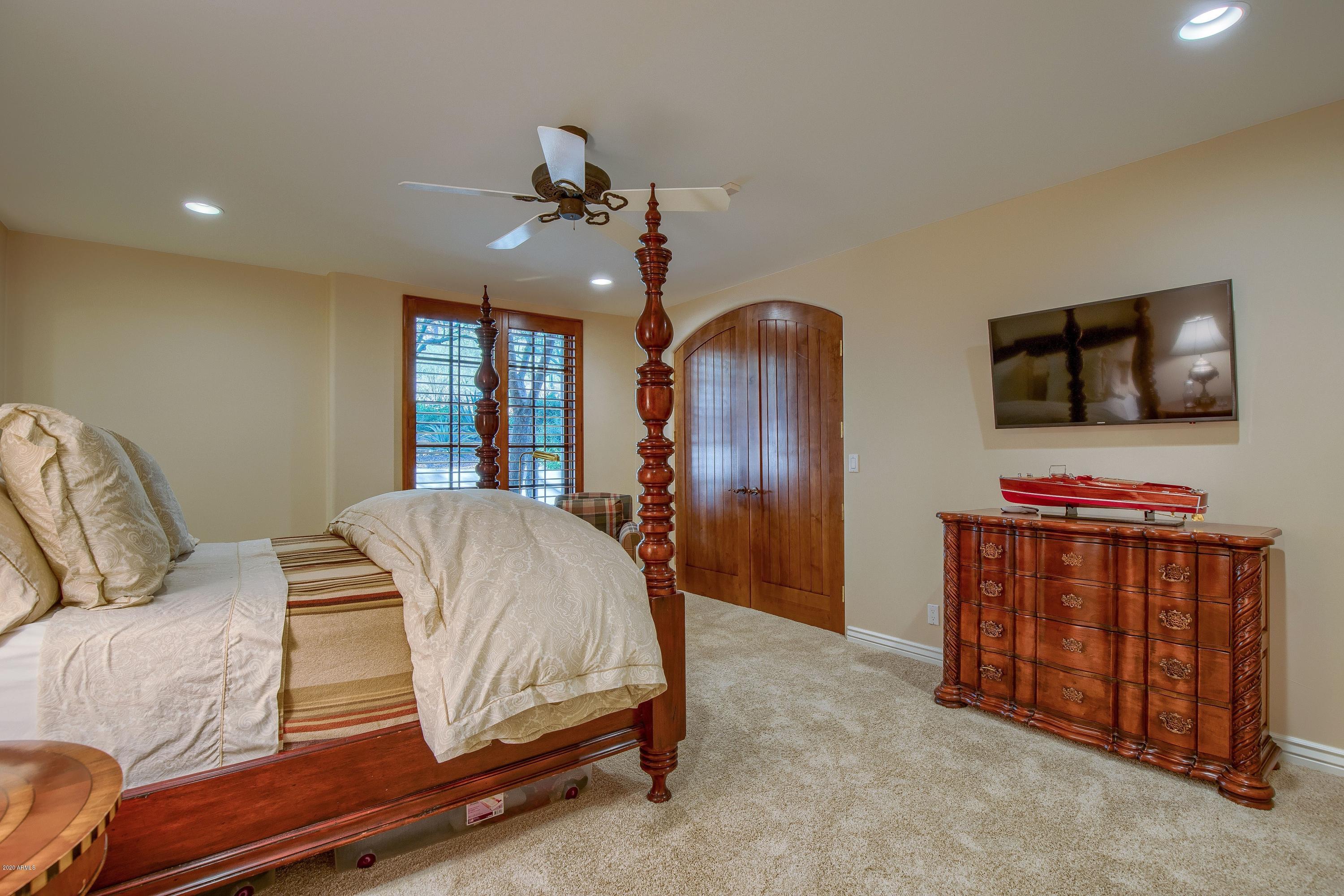 Paradise Valley Estates - Residential