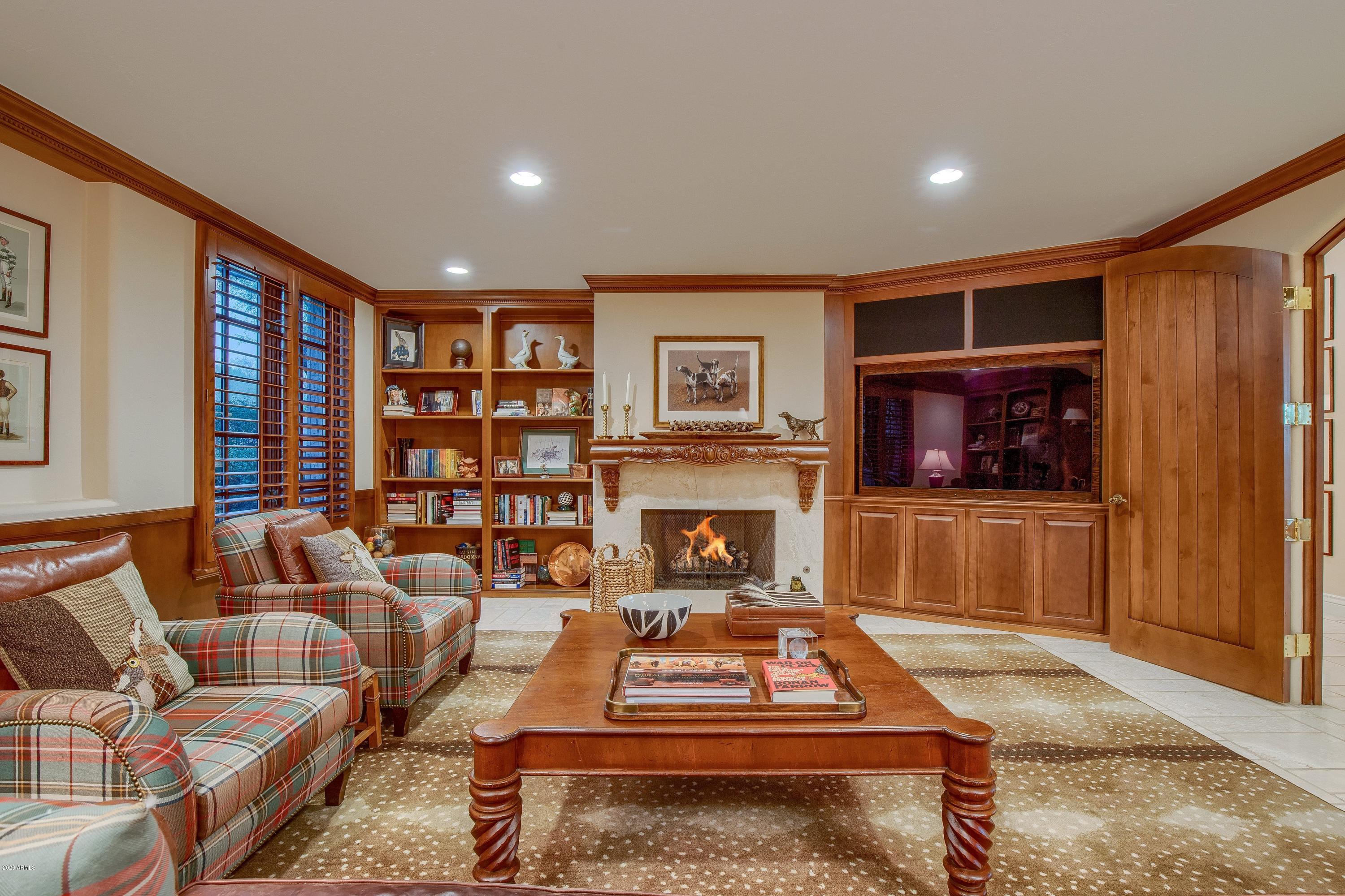 Paradise Valley Estates - Residential