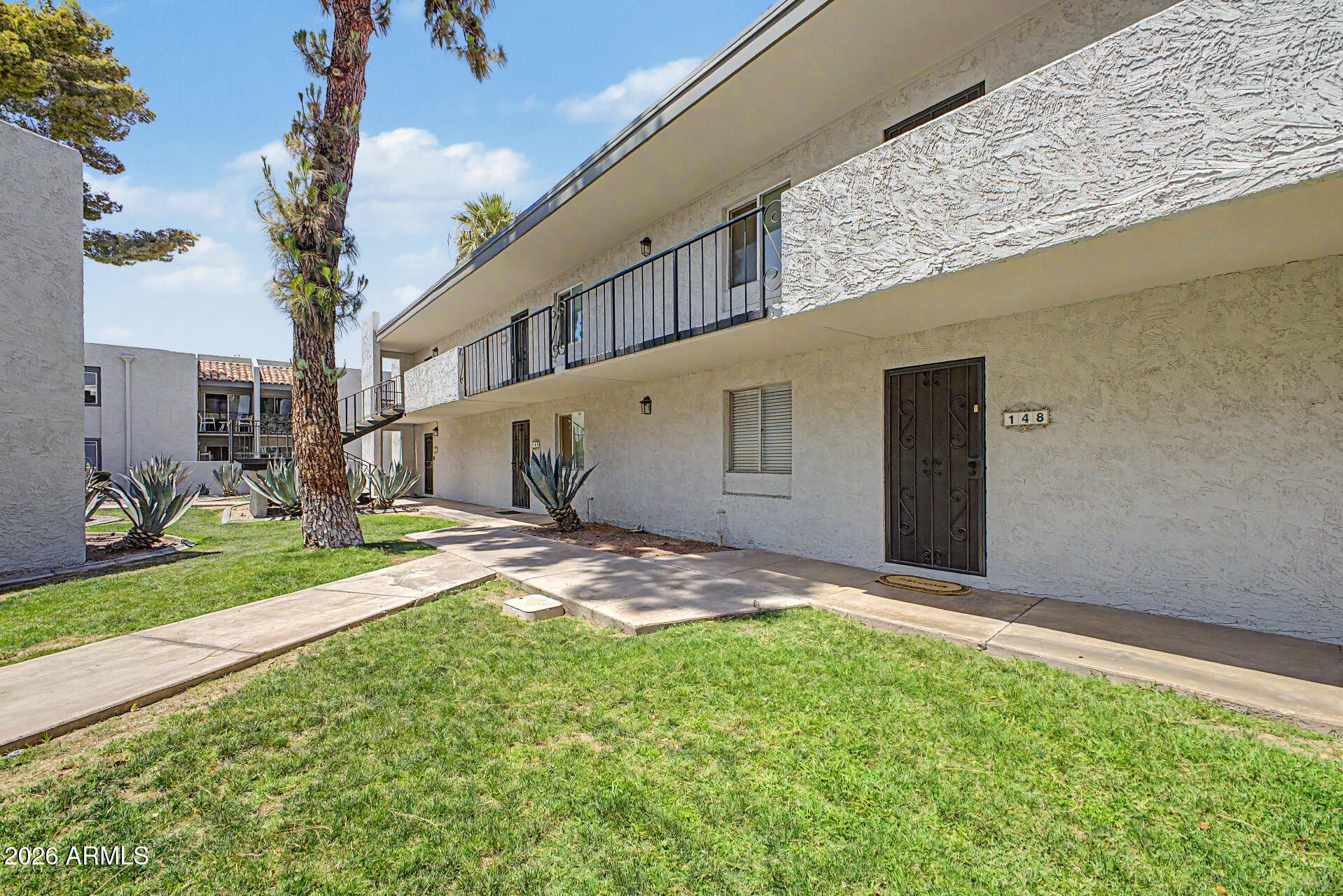 CIENTO CONDOMINIUMS - Residential