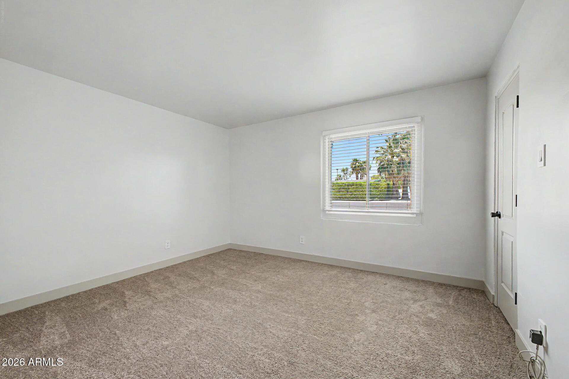 CIENTO CONDOMINIUMS - Residential