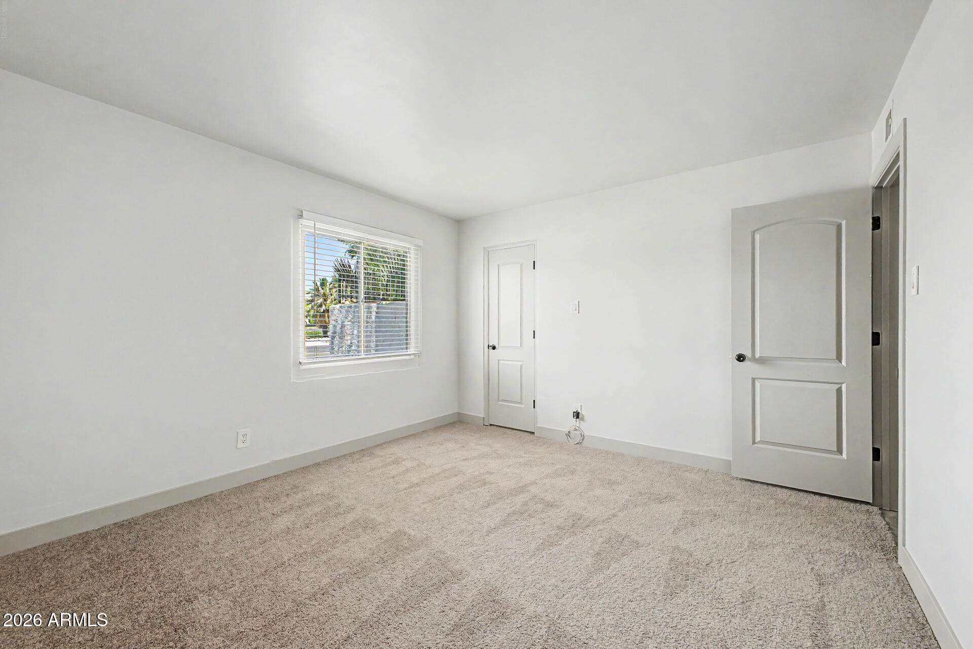 CIENTO CONDOMINIUMS - Residential
