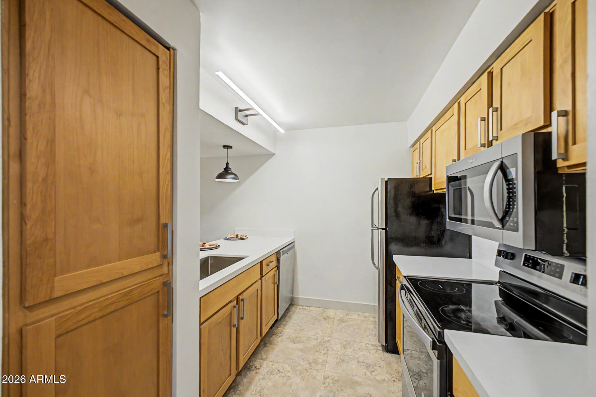 CIENTO CONDOMINIUMS - Residential