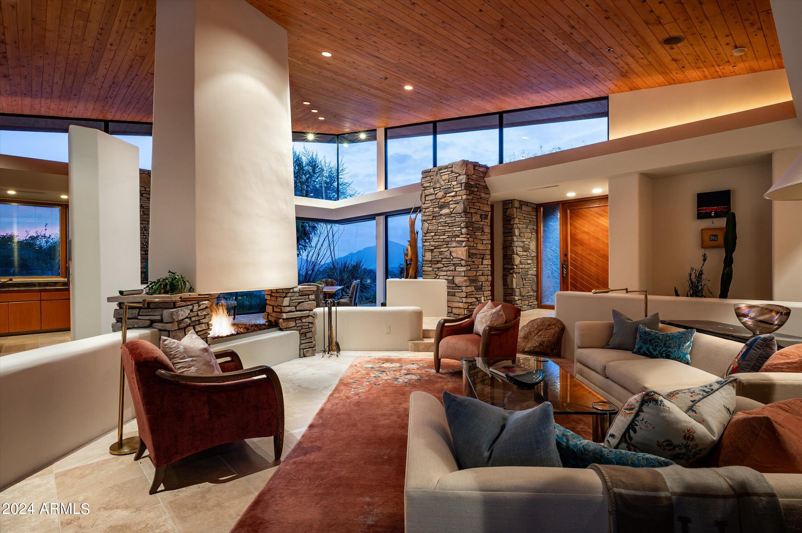 DESERT MOUNTAIN - Residential