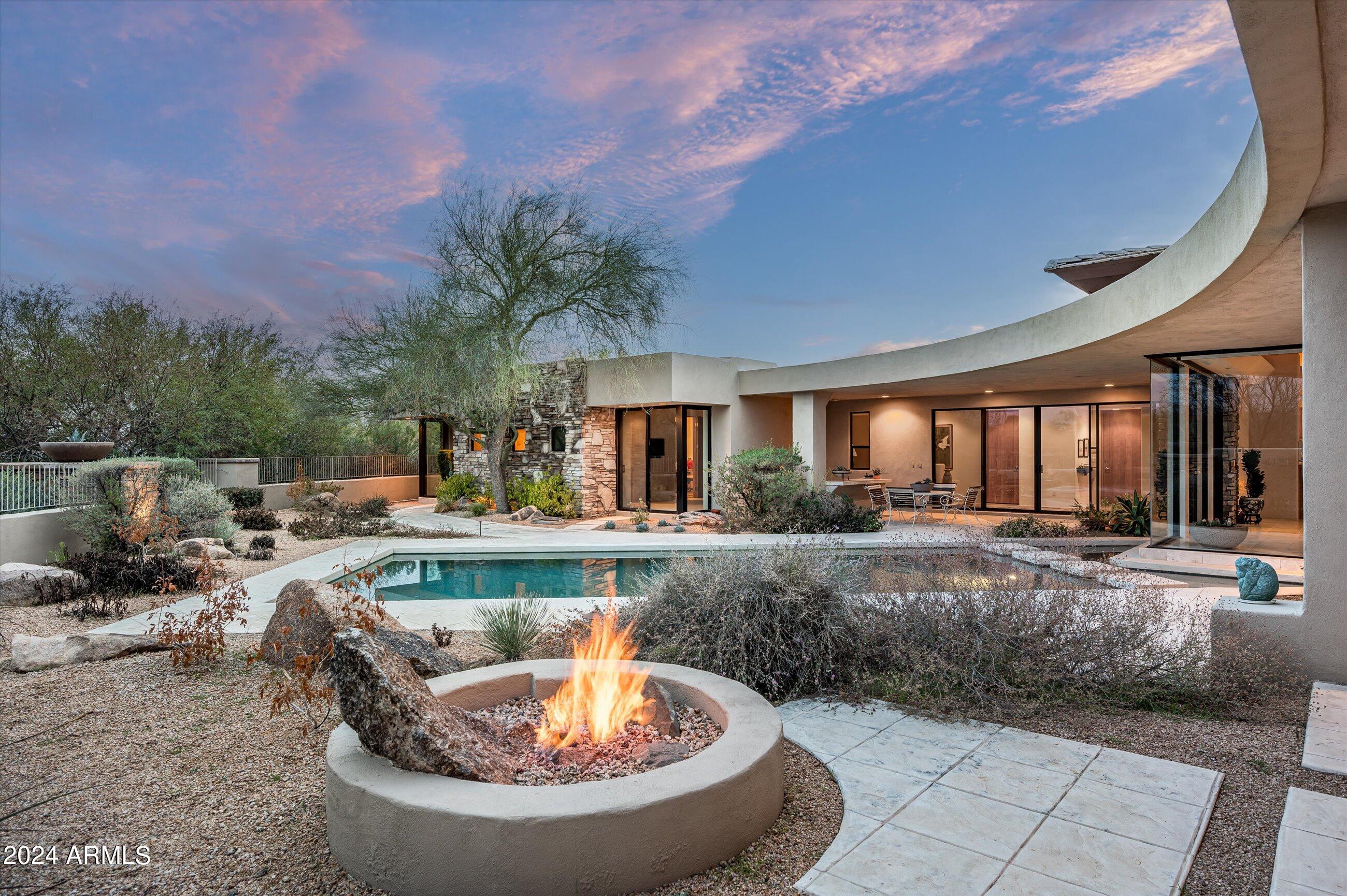 DESERT MOUNTAIN - Residential