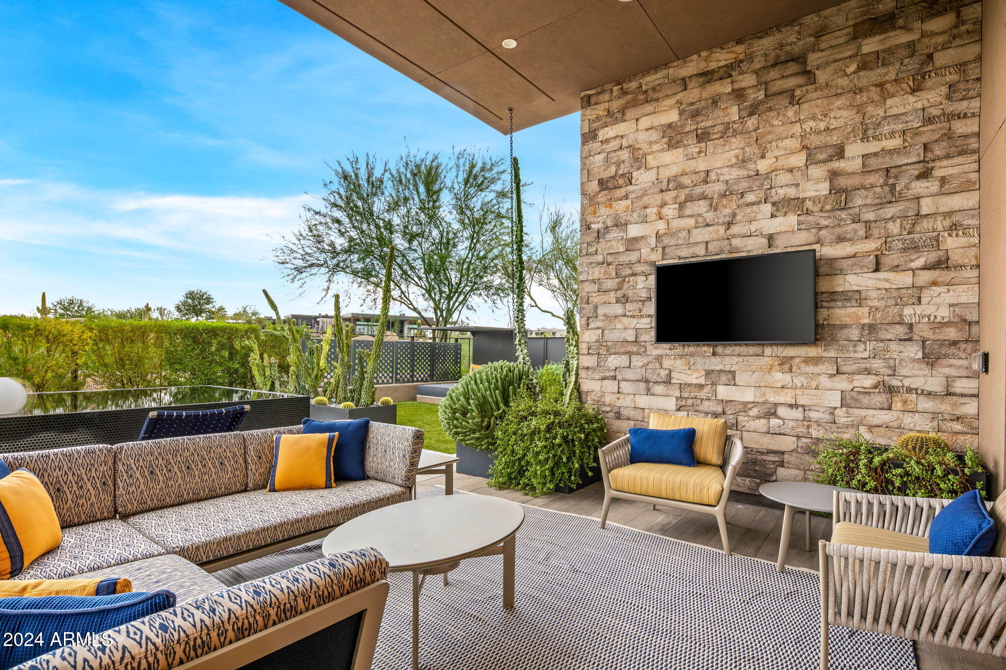 DESERT MOUNTAIN - Residential