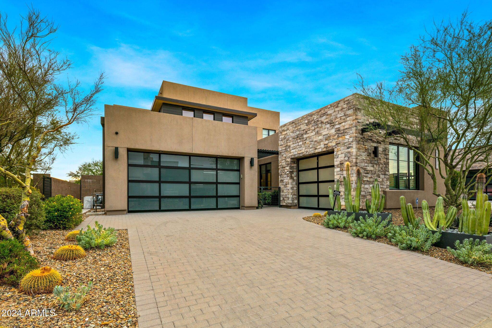 DESERT MOUNTAIN - Residential