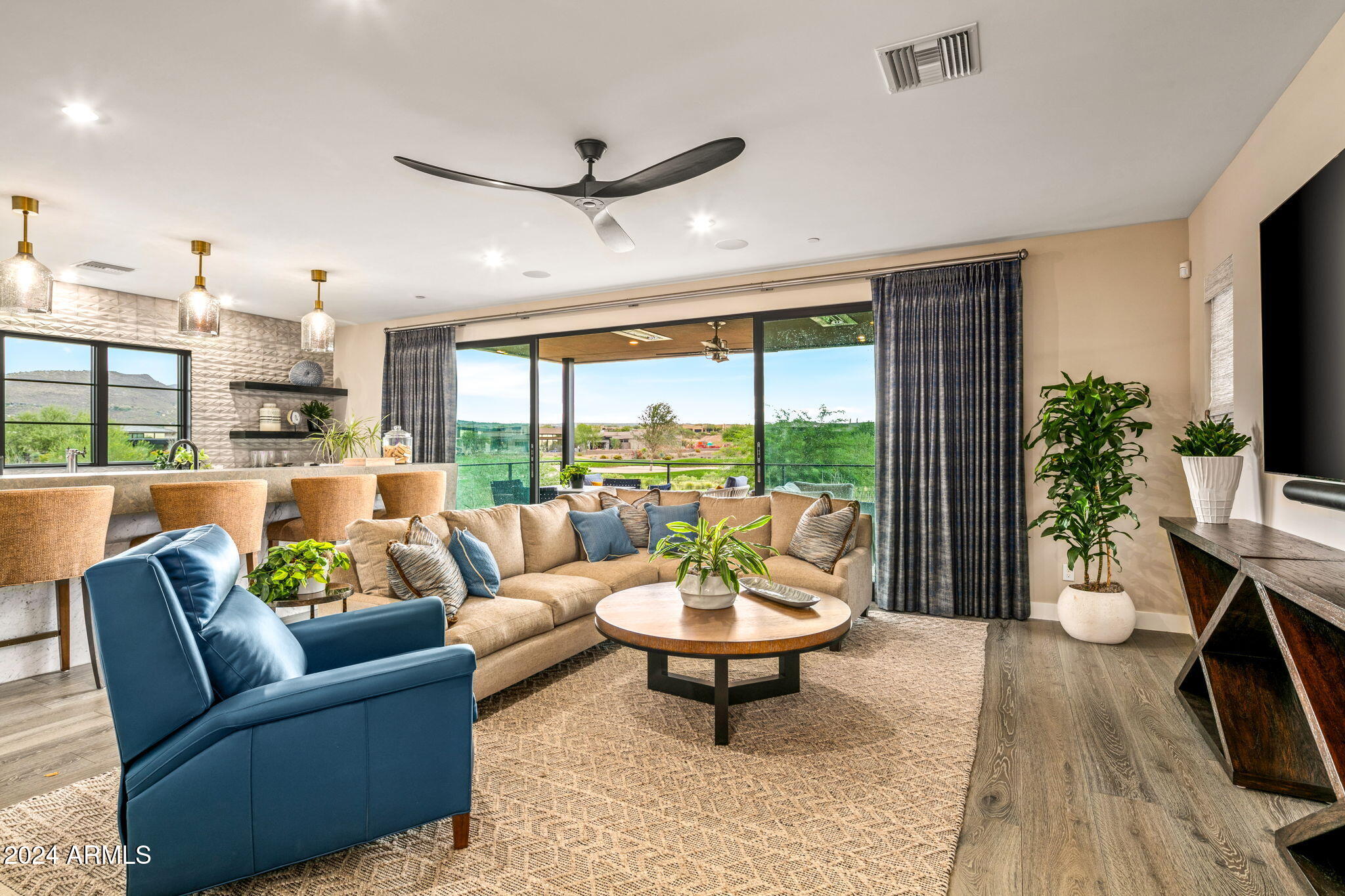 DESERT MOUNTAIN - Residential