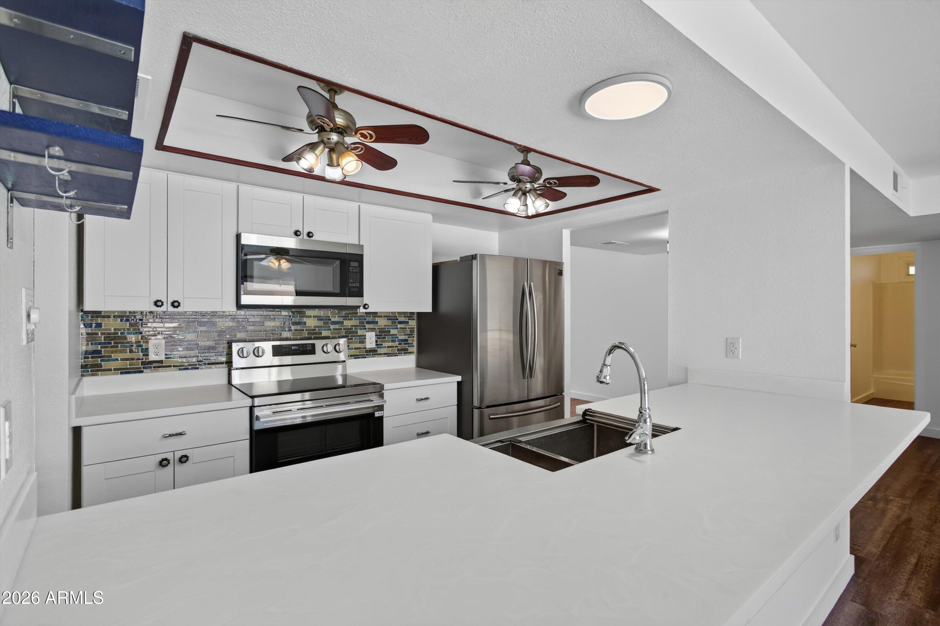 WEST PLAZA 26 - Residential
