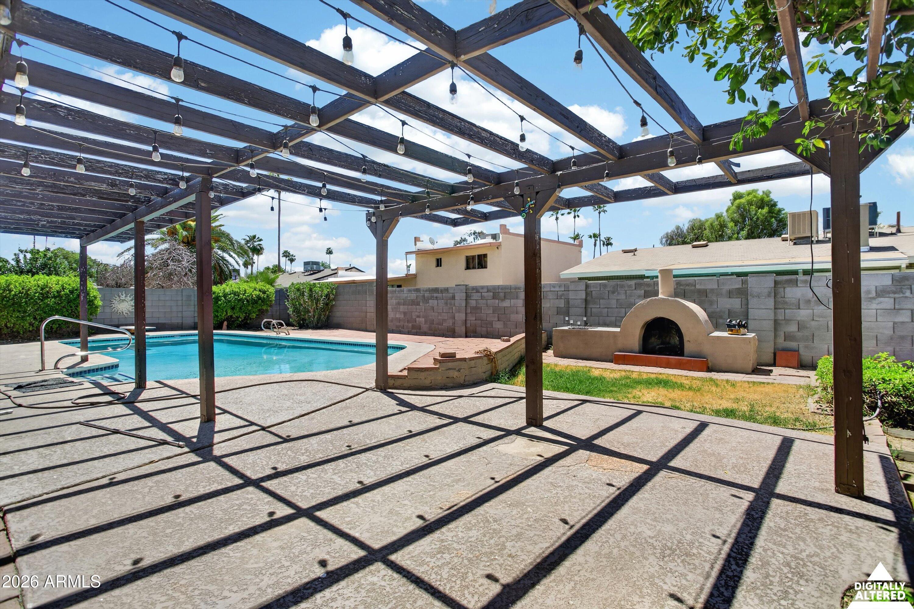 WEST PLAZA 26 - Residential