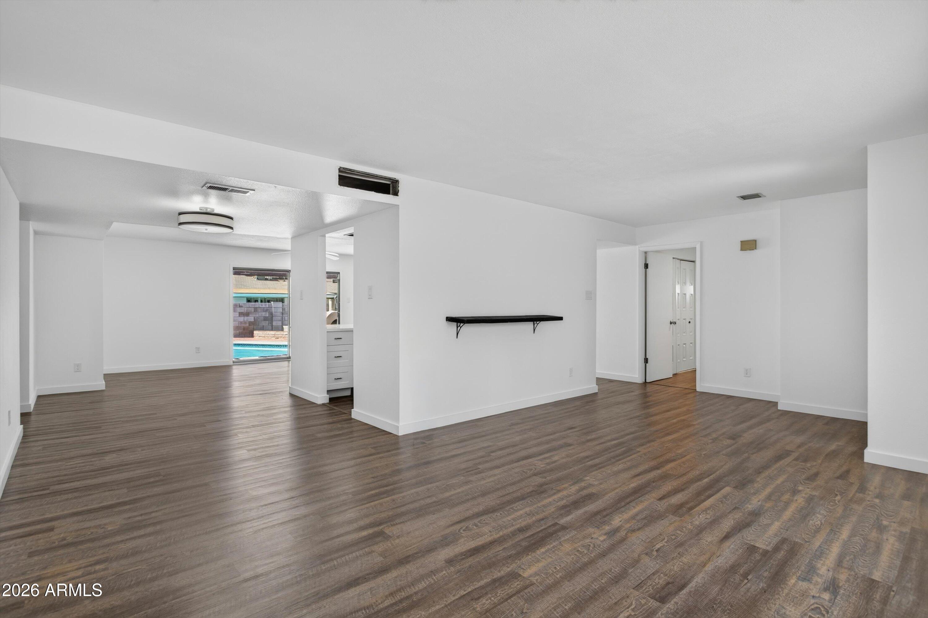 WEST PLAZA 26 - Residential