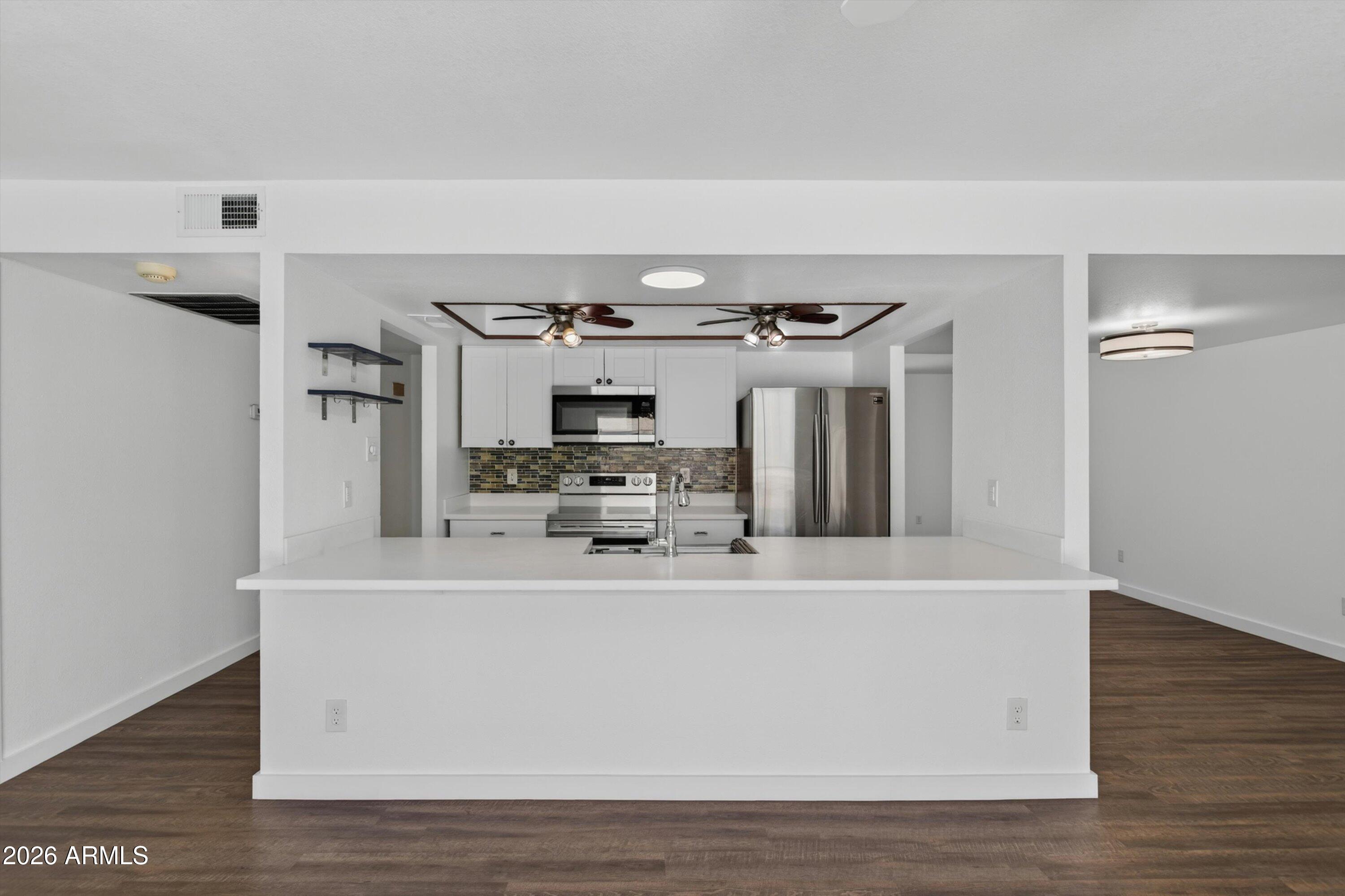 WEST PLAZA 26 - Residential