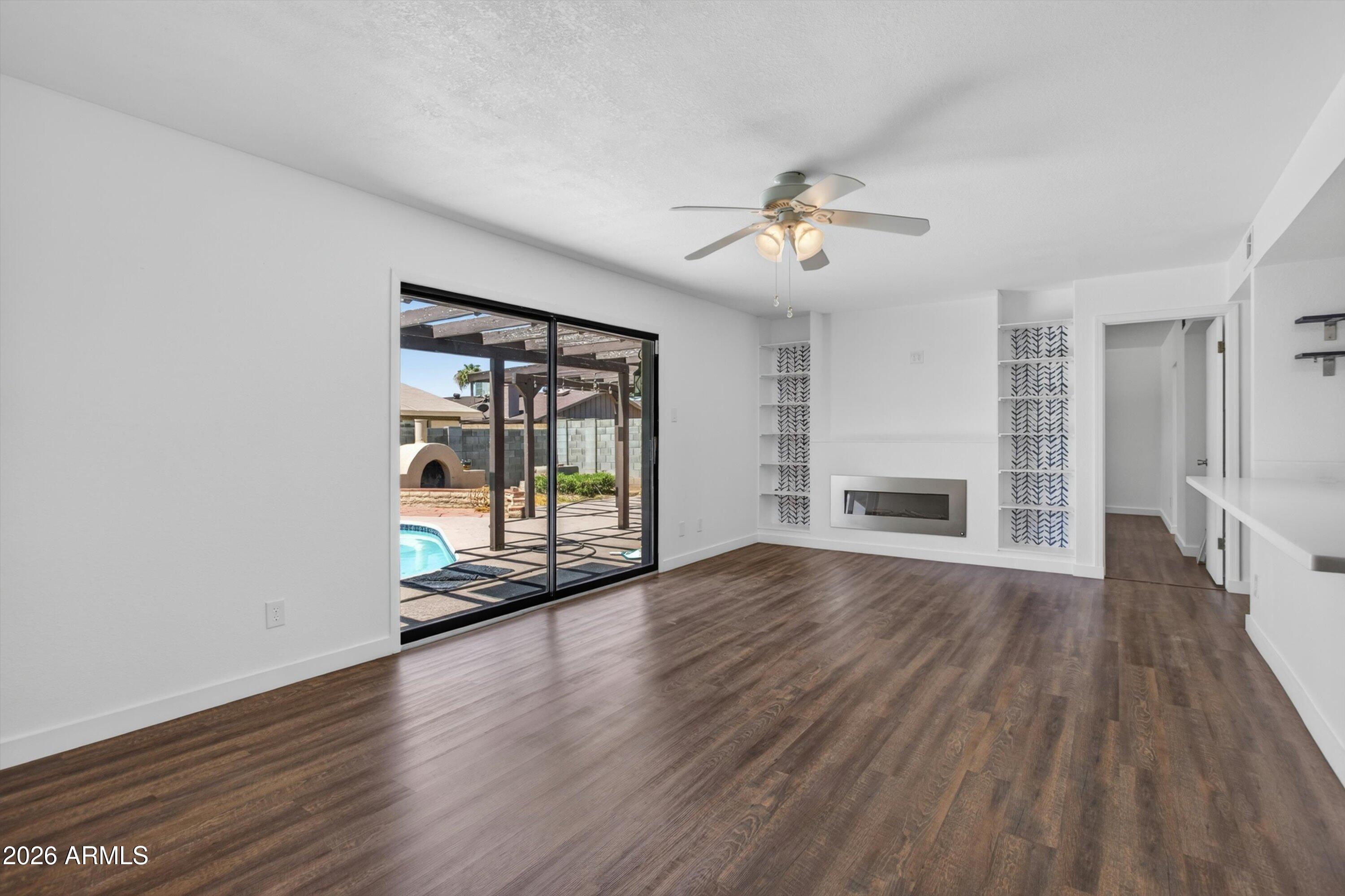 WEST PLAZA 26 - Residential