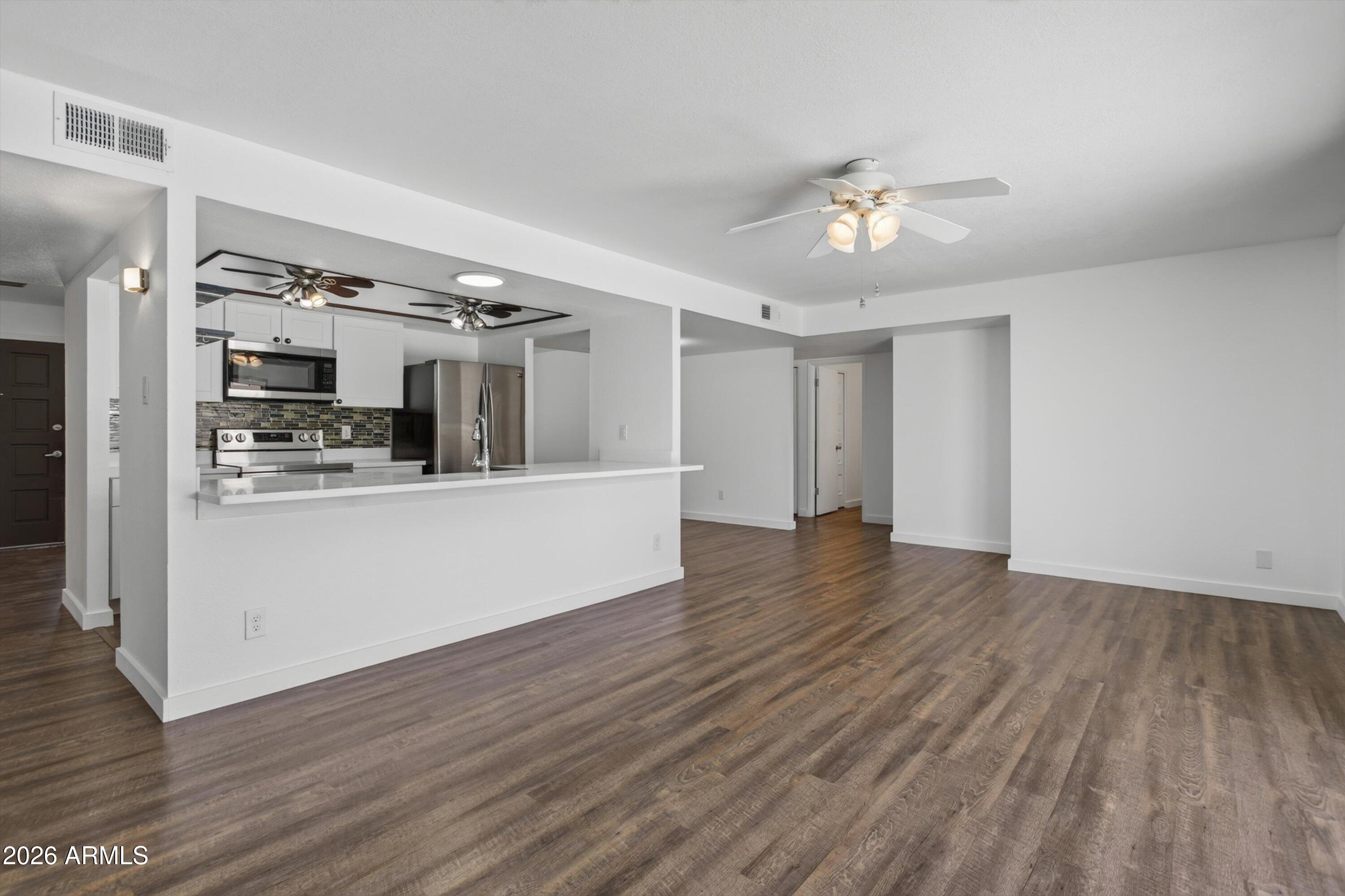WEST PLAZA 26 - Residential