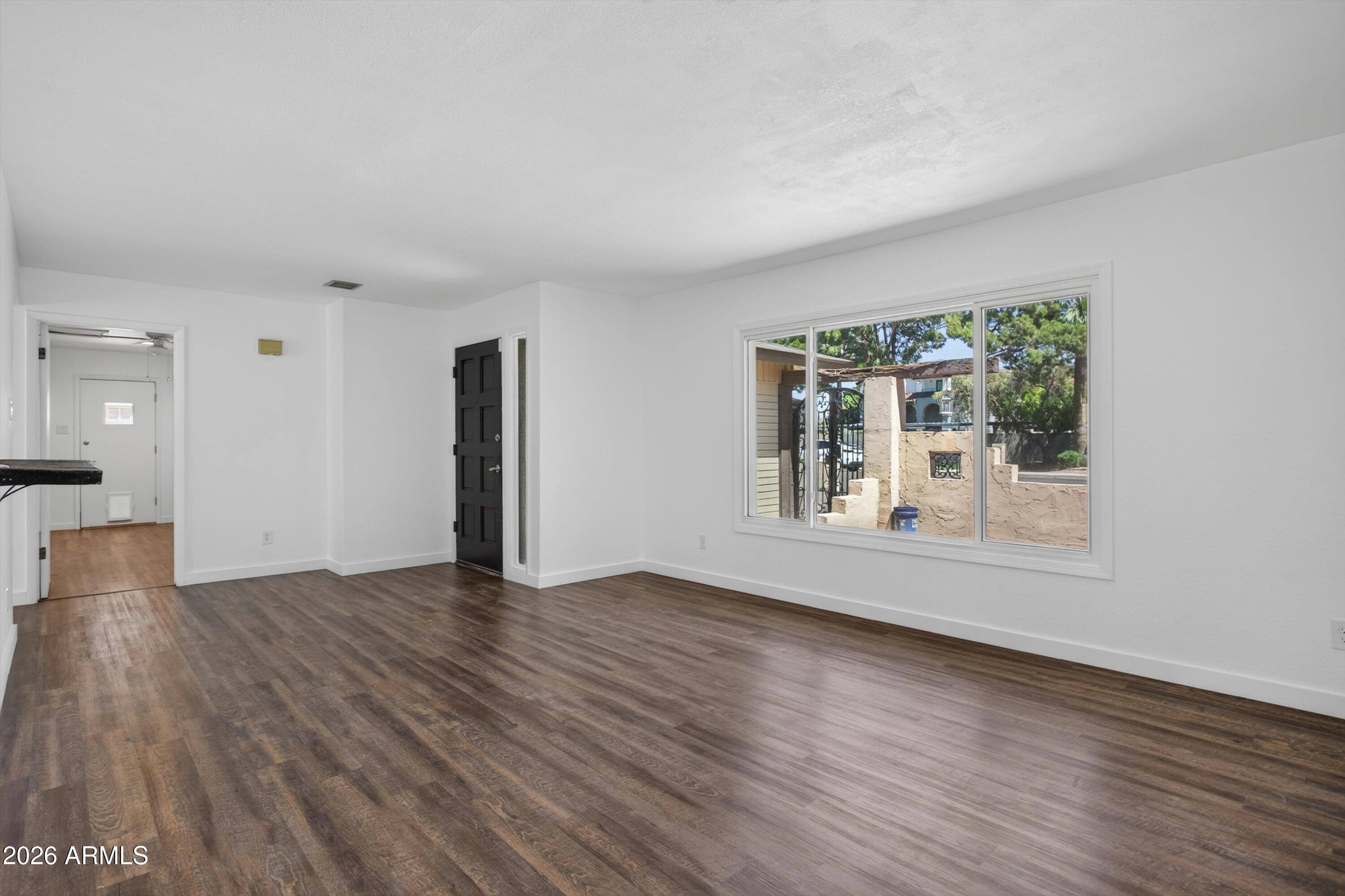 WEST PLAZA 26 - Residential