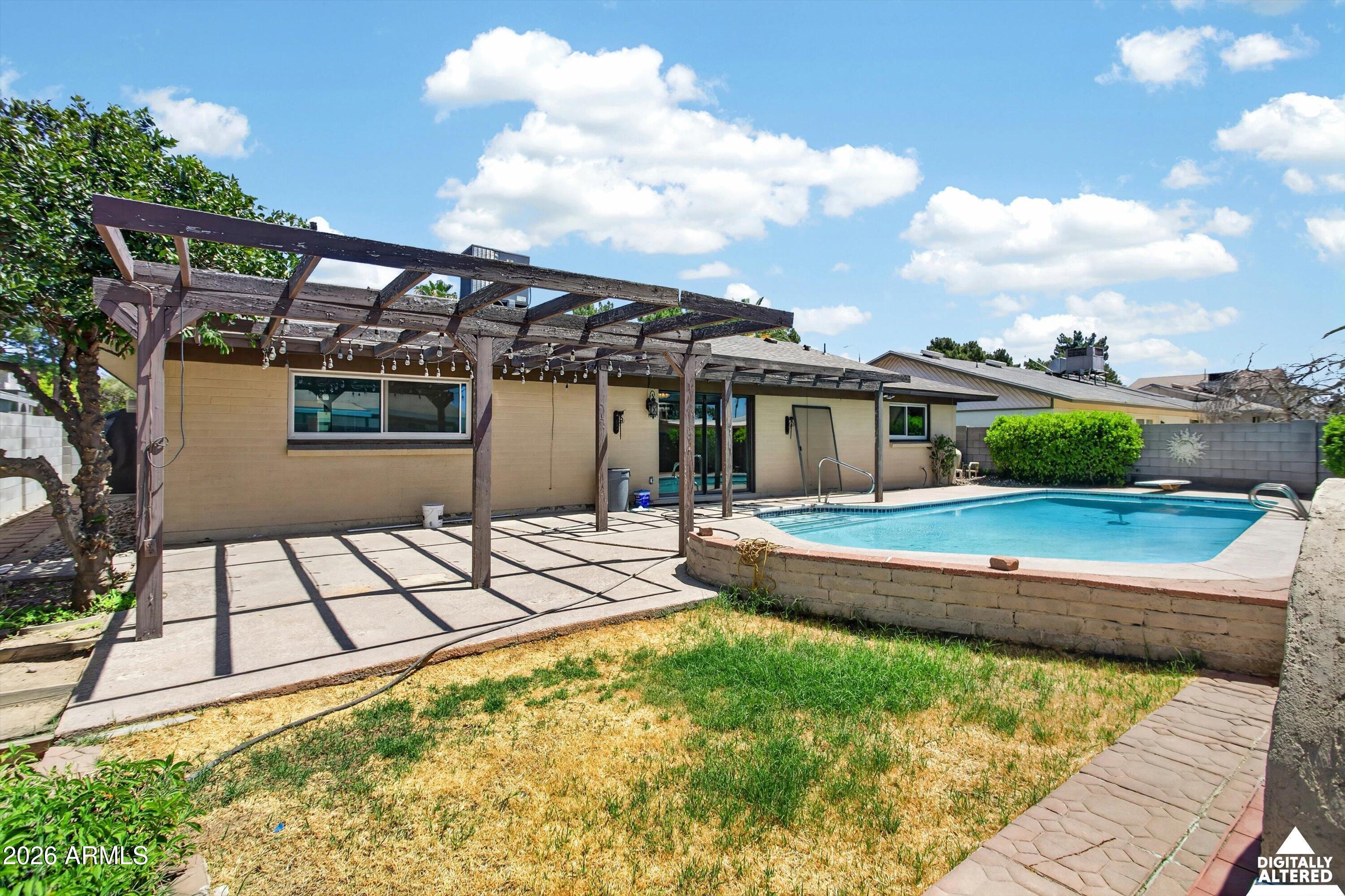 WEST PLAZA 26 - Residential