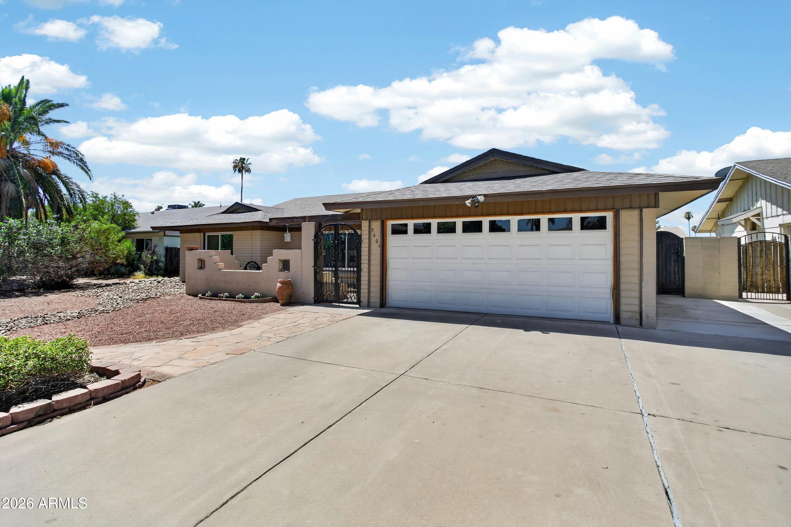 WEST PLAZA 26 - Residential