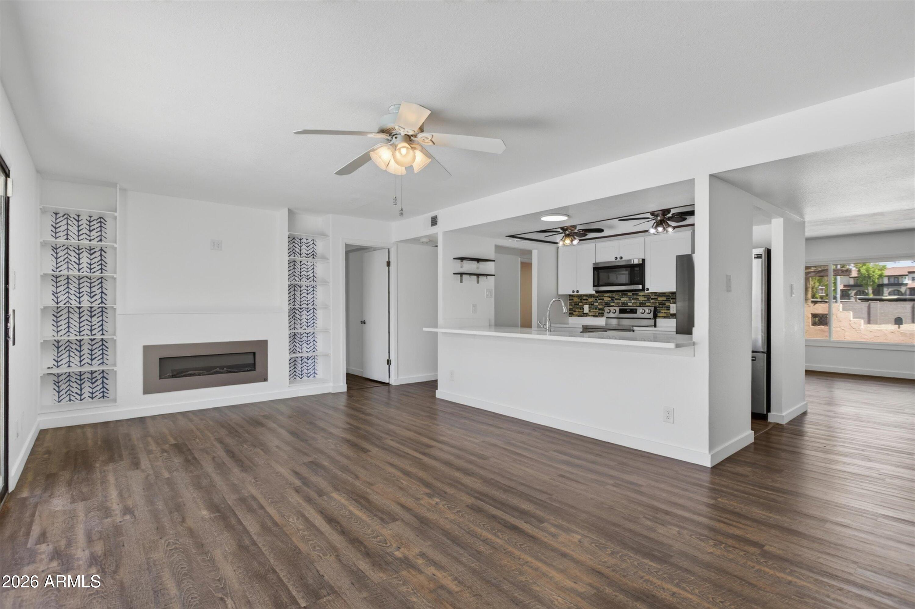 WEST PLAZA 26 - Residential