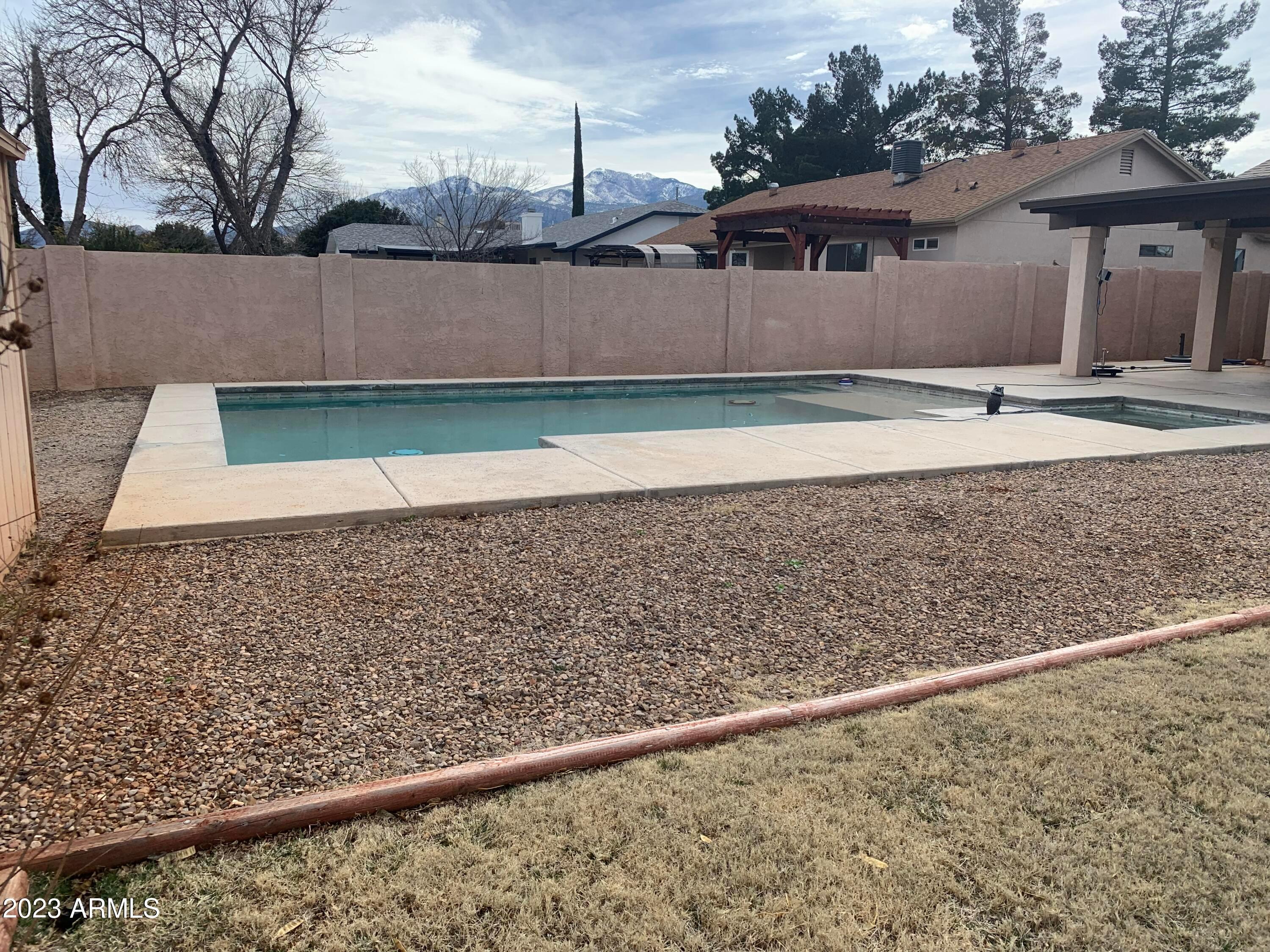 TRACT UNIT 111 - Residential Lease